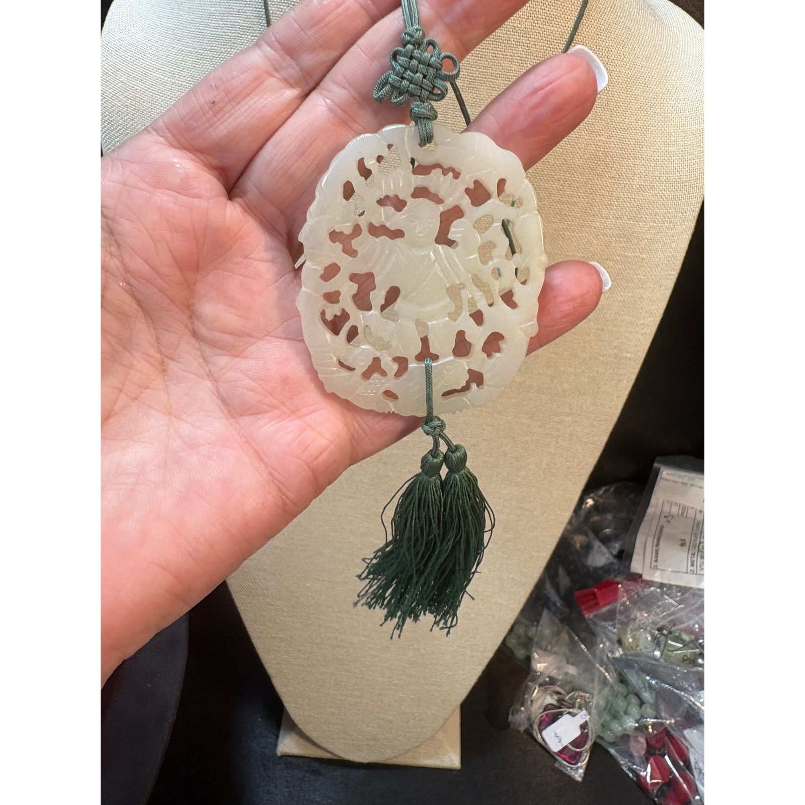 Other Vintage Nephrite Jade Openwork Pendant Necklace Size ONE SIZE - 2 Thumbnail