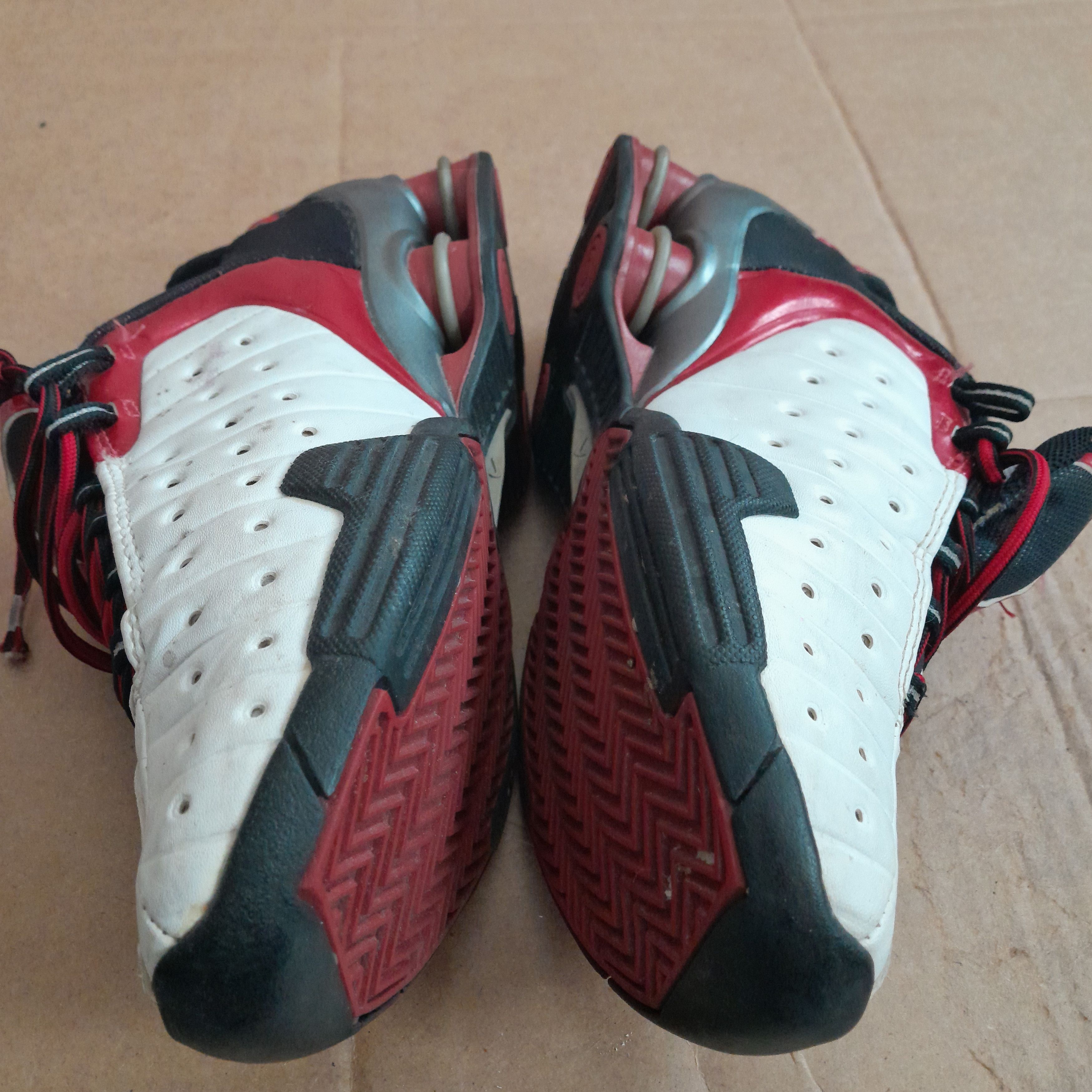 Nike Nike Reax Run 5 Woman's White and Red Running Sneakers Size US 6 / IT 36 - 6 Thumbnail
