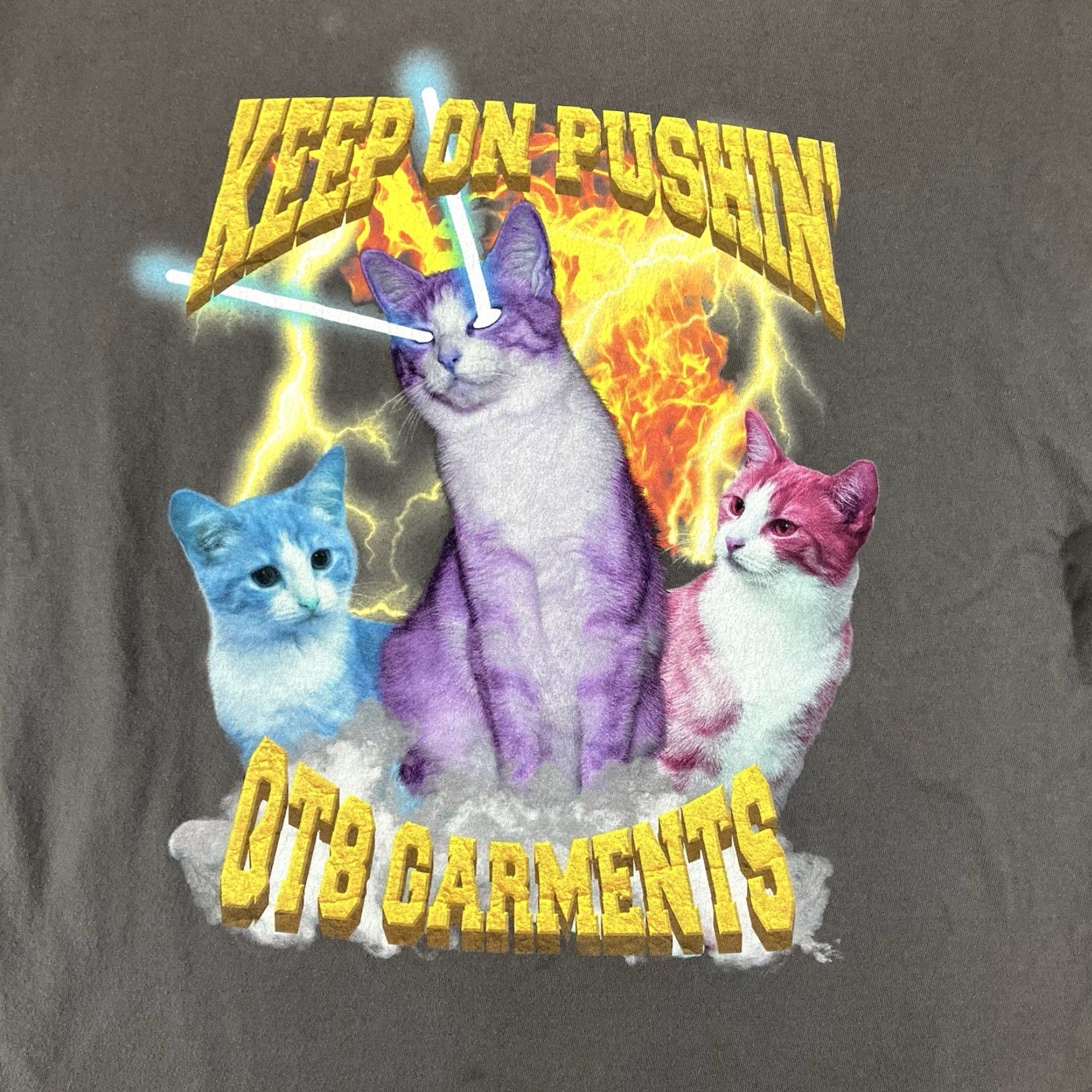 Vintage MUSINSA Cat T Shirt Mens Medium QT8 Garments Crew Neck Short Sleeve Gray Heavyweight Cotton Jersey Logo All Seasons Hip Hop Streetwear Size US M / EU 48-50 / 2 - 3 Thumbnail