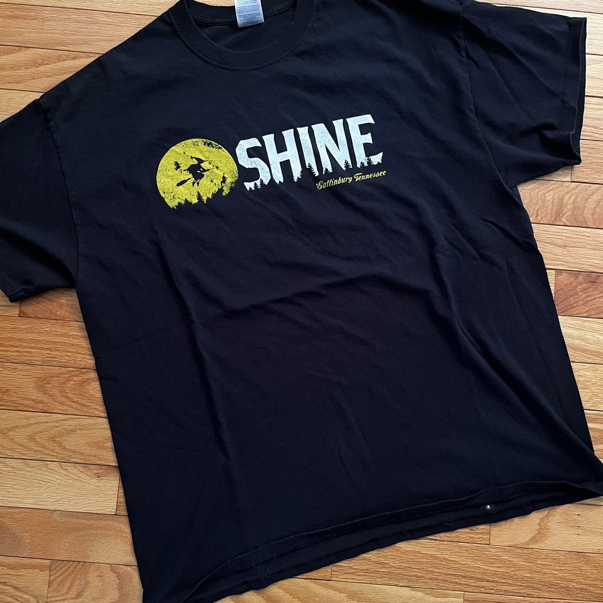 Vintage VTG Shine Moonshine Promo Tee Size US XL / EU 56 / 4 - 1 Thumbnail