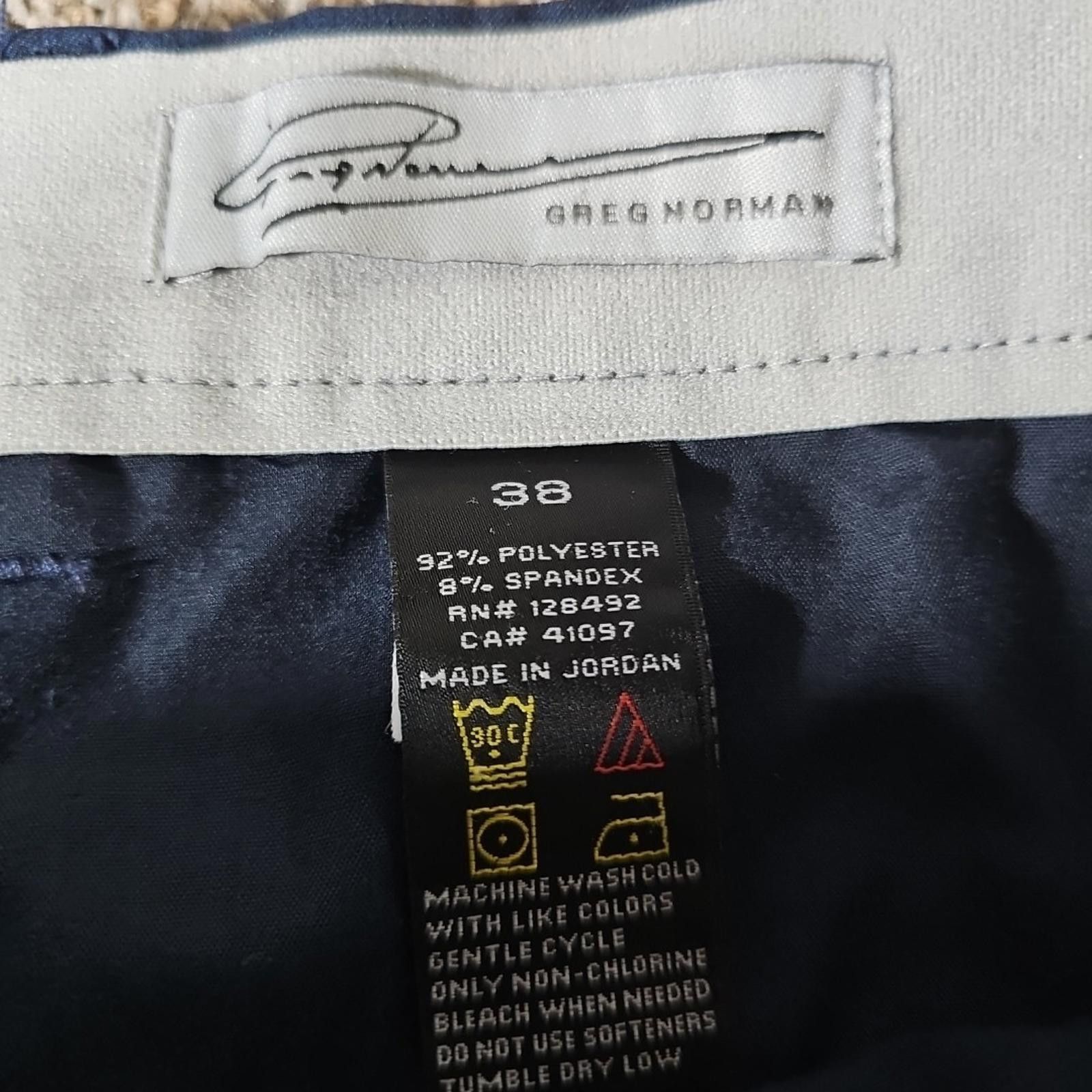 Greg Norman Greg Norman 38 Blue Golf Shorts Size US 38 / EU 54 - 2 Thumbnail