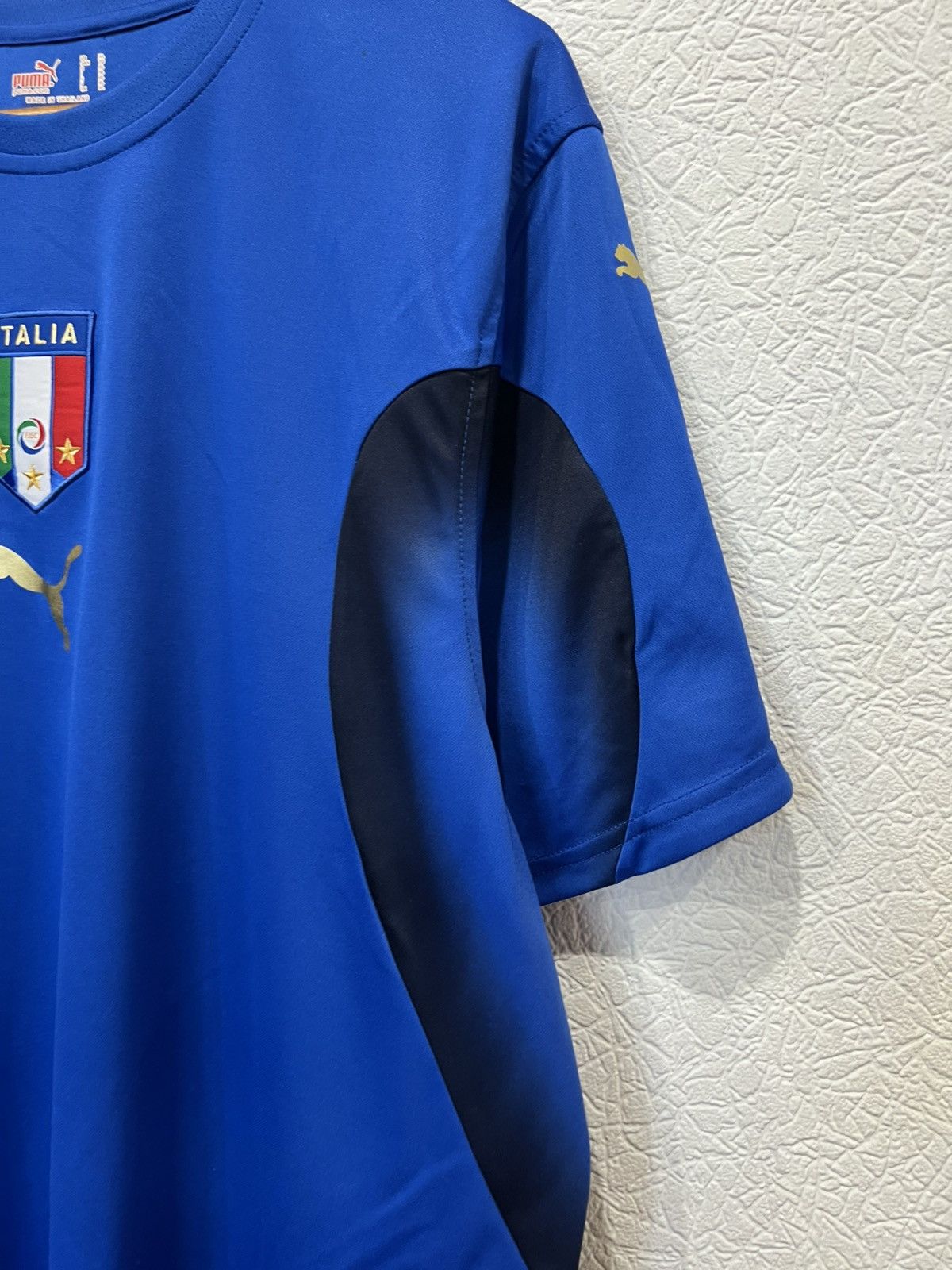 Puma Puma Italy 2006 Home Kit Soccer Jersey Football Shirt Mens Size US XL / EU 56 / 4 - 3 Thumbnail
