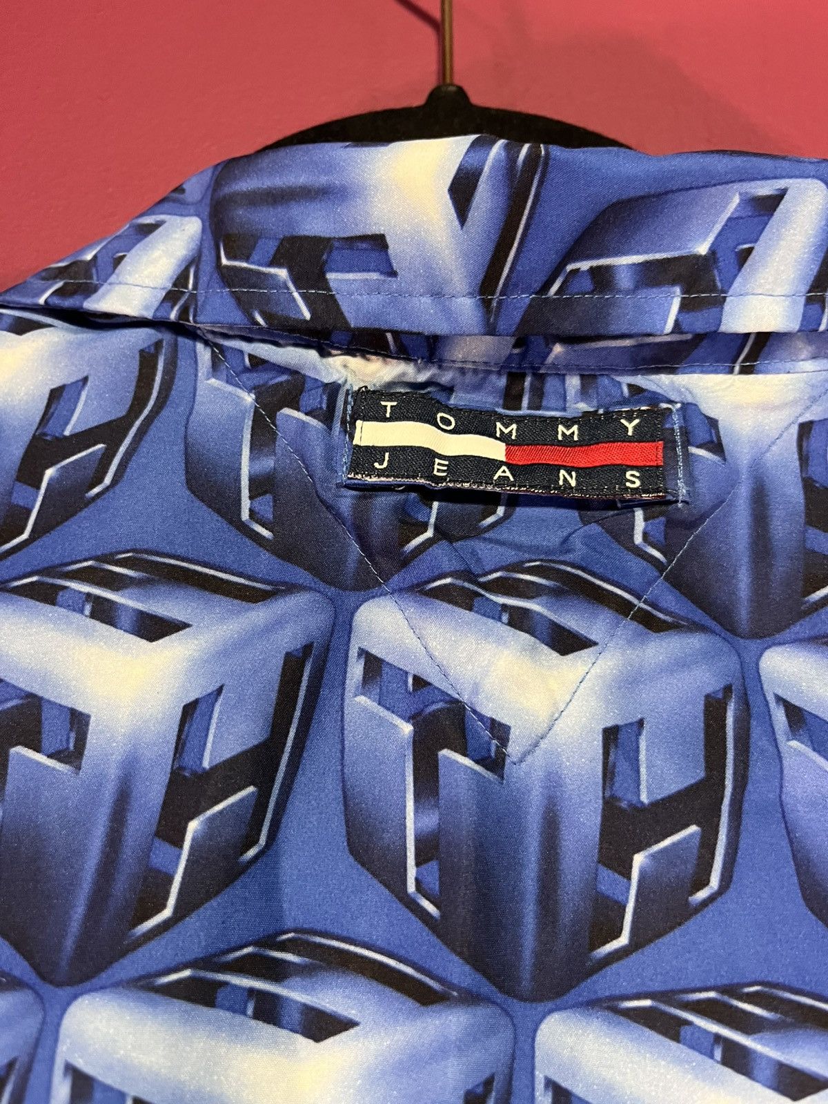 Tommy Jeans Tommy jeans blue cube button up Size US M / EU 48-50 / 2 - 5 Thumbnail