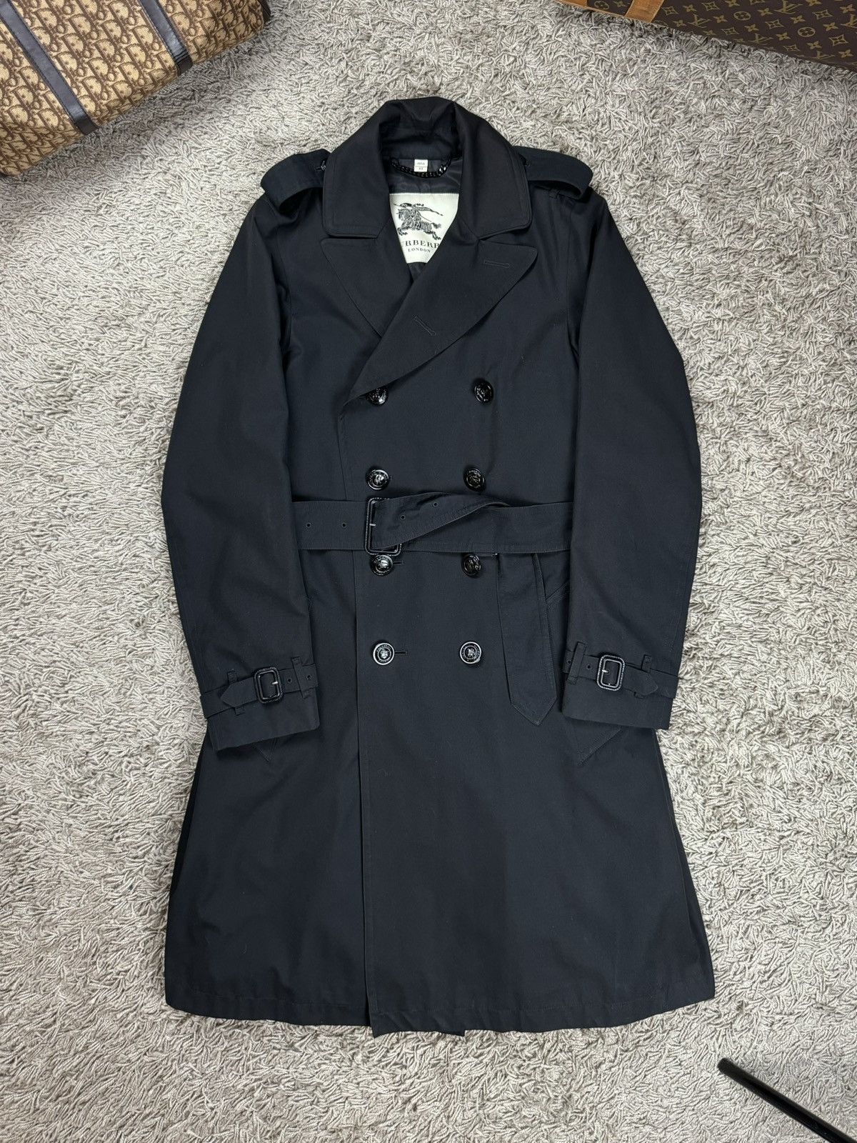 Burberry × Vintage Black trench coat Burberry original luxury streetwear item Size XL / US 12-14 / IT 48-50 - 2 Thumbnail