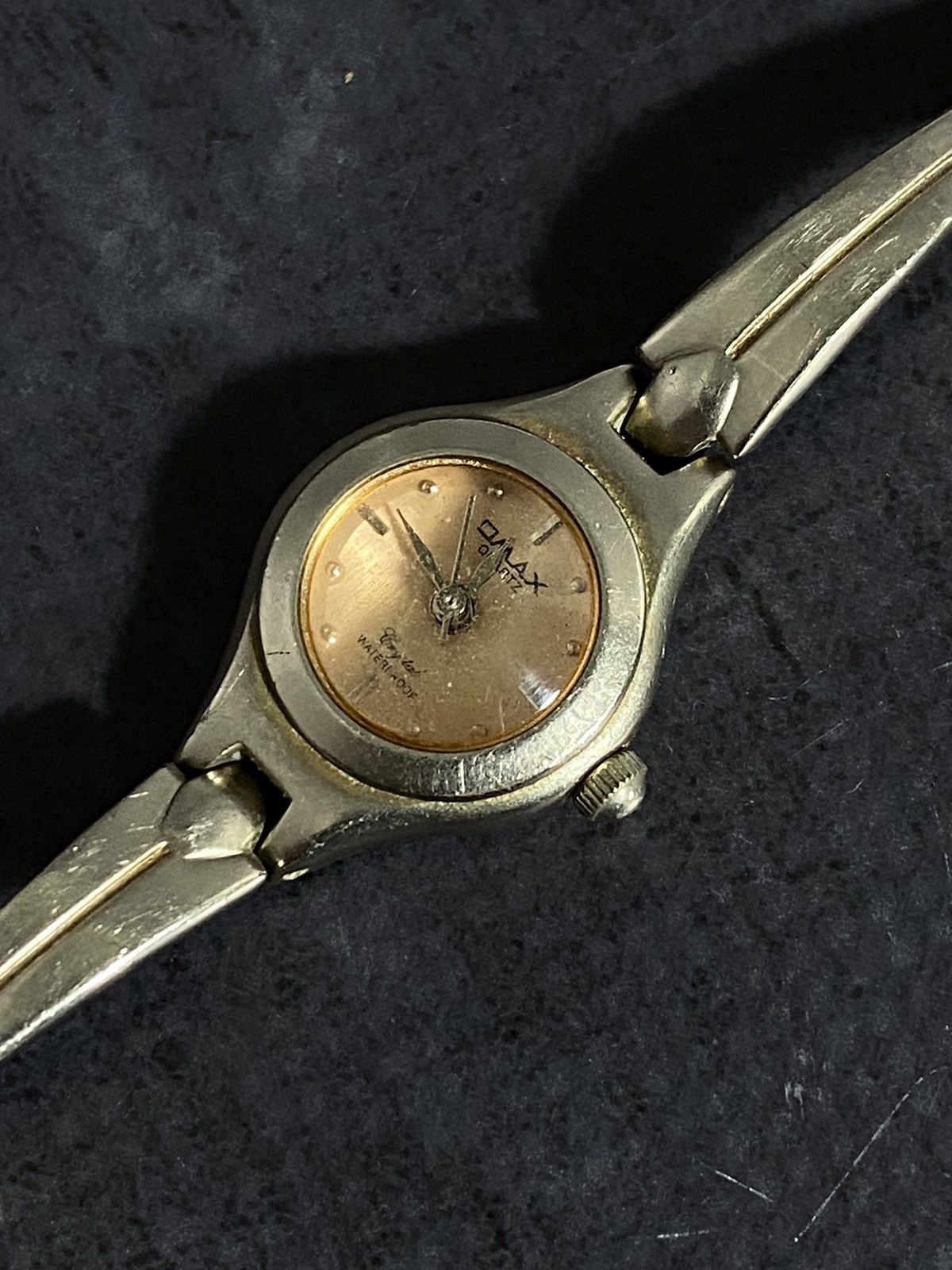 Vintage Vintage Omax Quartz Watch with Metal Bracelet Japanese Brand Size ONE SIZE - 6 Thumbnail