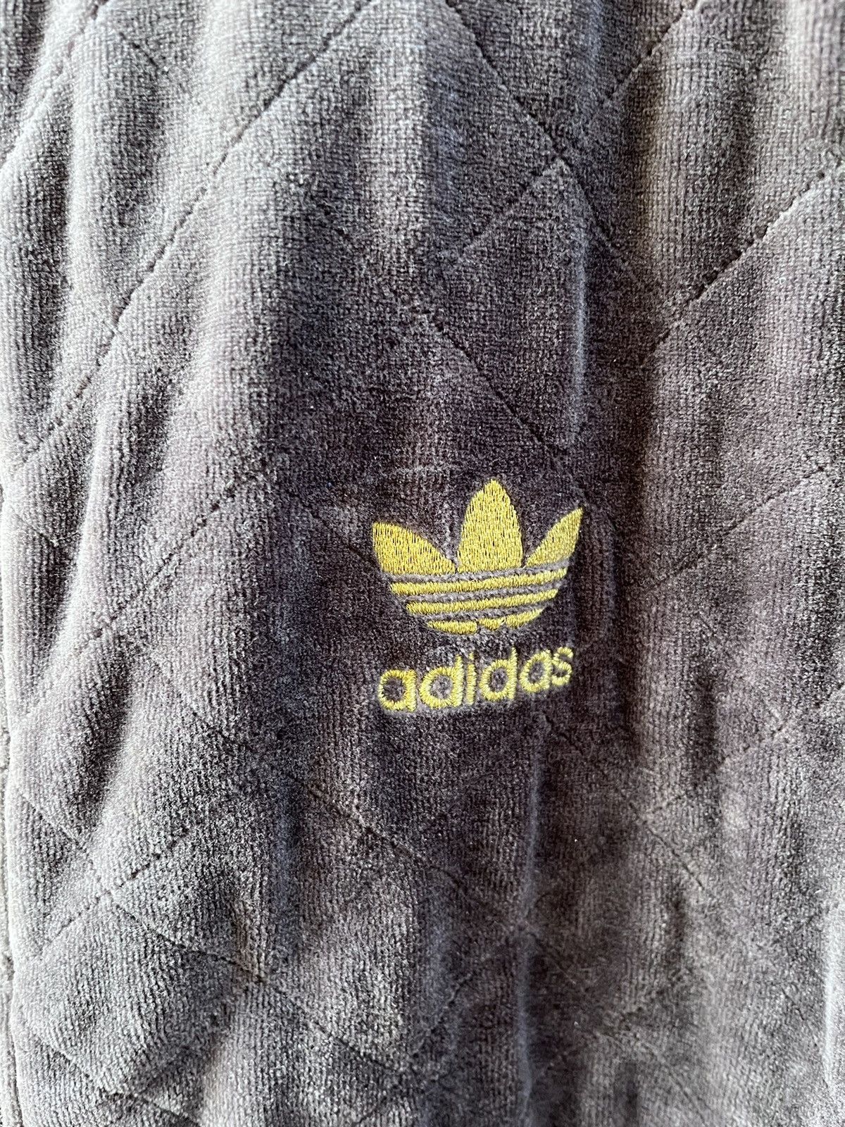 Adidas × Vintage VTG ADIDAS VELVET JACKET Size US L / EU 52-54 / 3 - 2 Thumbnail