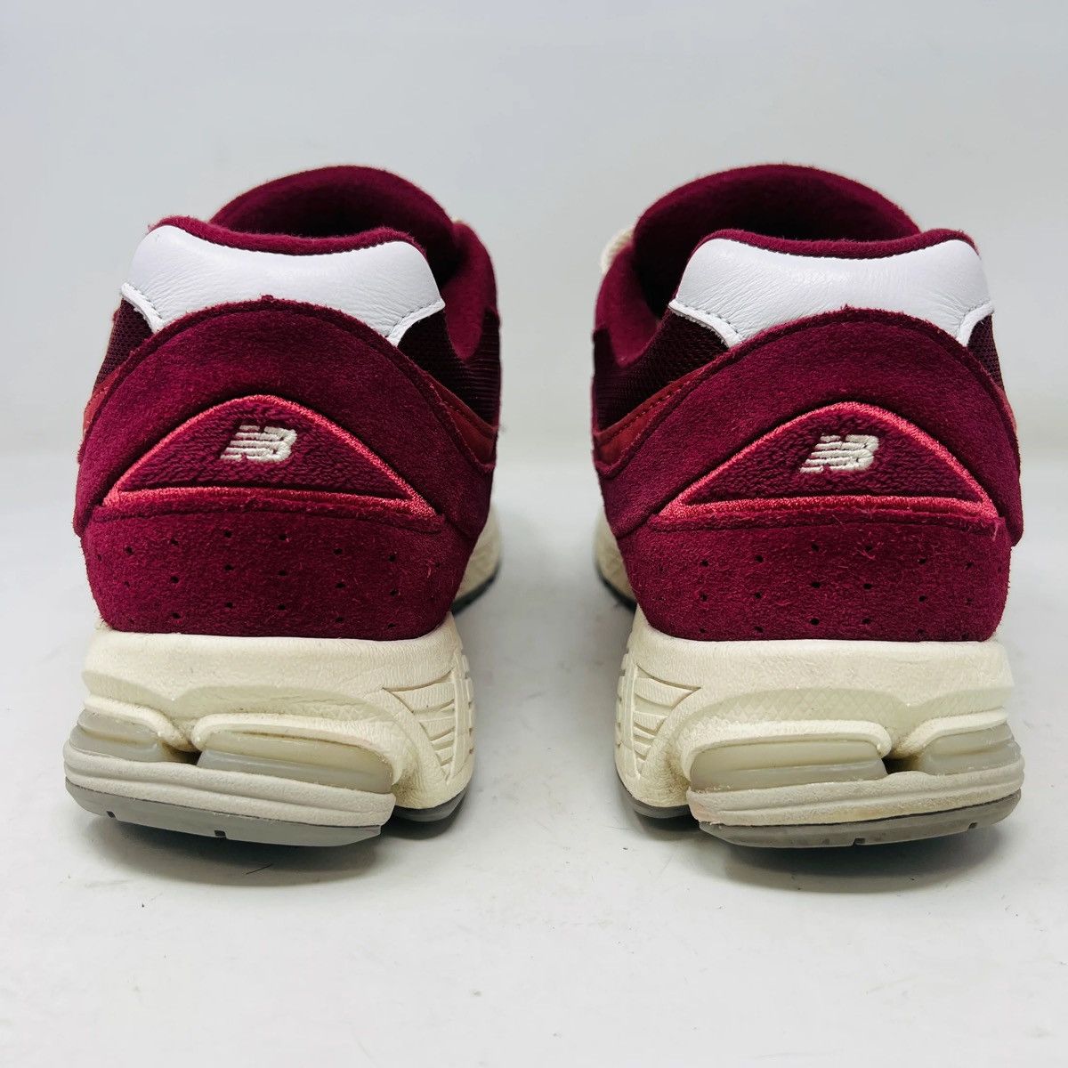 New Balance New Balance 2002R Bordeaux Size US 10.5 / EU 43-44 - 5 Thumbnail