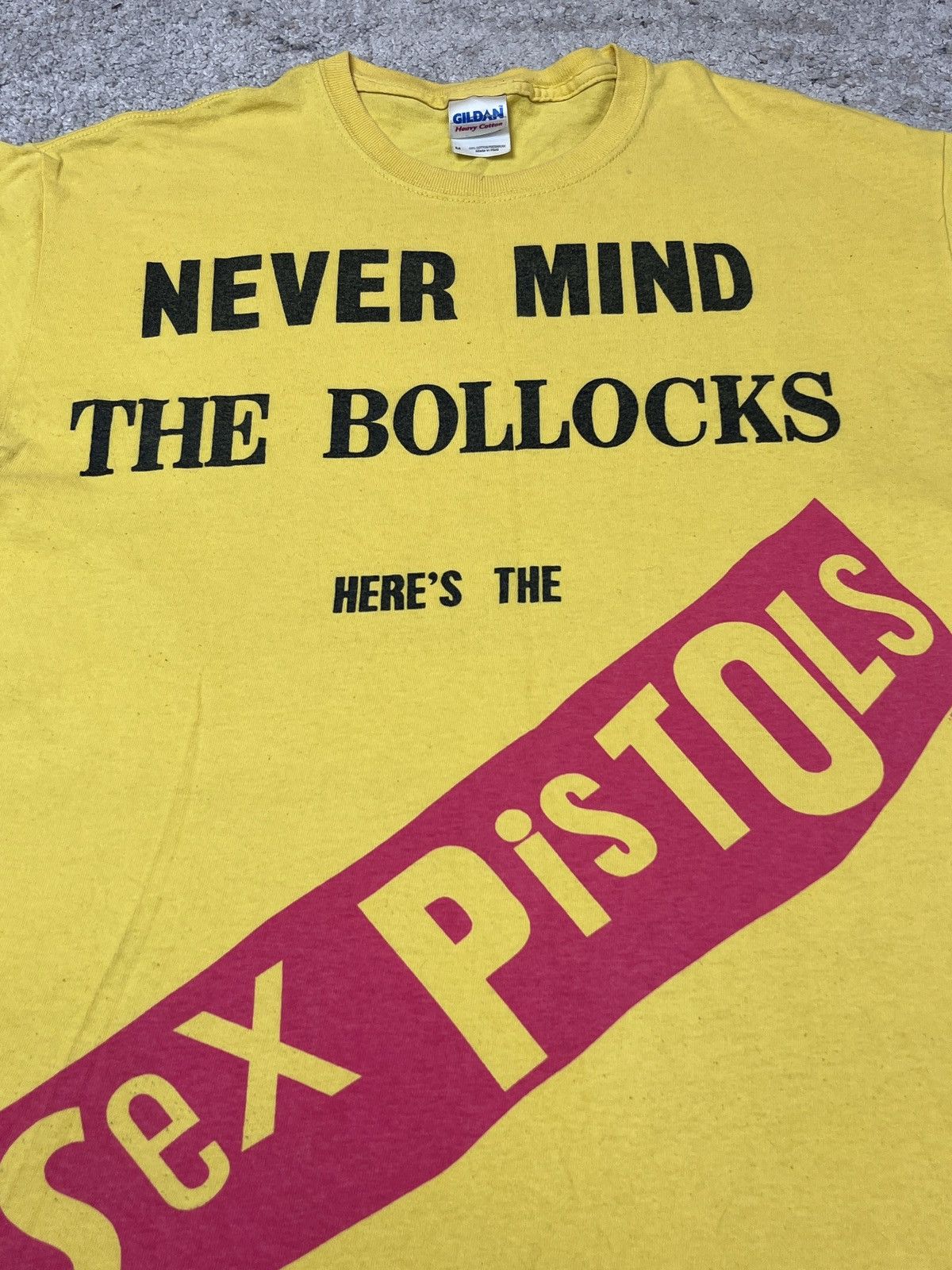 Band Tees NEVER MIND THE BOLLOCKS HERE'S THE SEX PISTOLS TEE - 853 Size US M / EU 48-50 / 2 - 3 Thumbnail