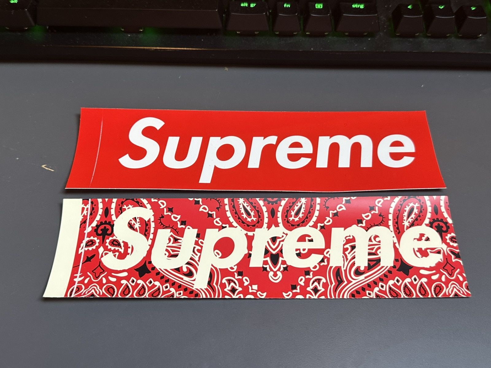 Supreme Supreme Paisley Sticker Size ONE SIZE - 1 Thumbnail