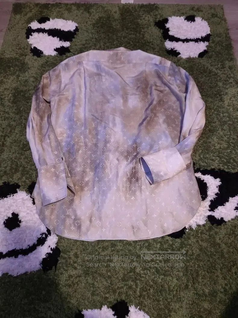 Louis Vuitton LV Silk Monogram Print Shirt. Size US S / EU 44-46 / 1 - 6 Thumbnail