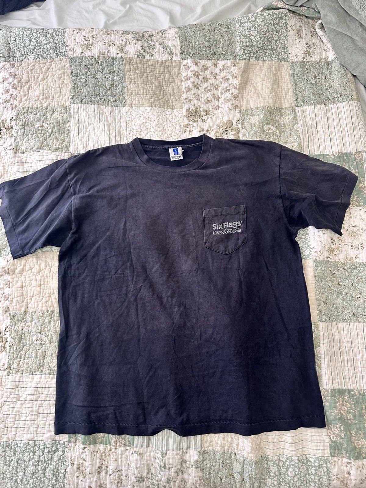 Other Vintage Six flags shirt Size US XL / EU 56 / 4 - 2 Thumbnail