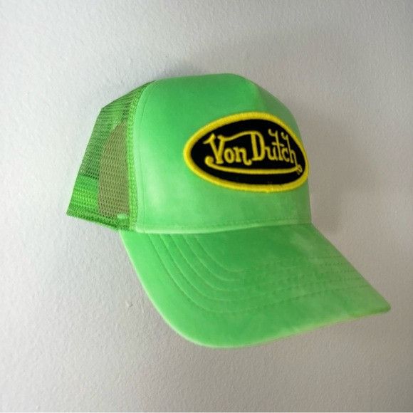 Designer × Von Dutch NWT VON DUTCH VELVET LIME HOLLYWOOD TRUCKER HAT Size ONE SIZE - 4 Thumbnail