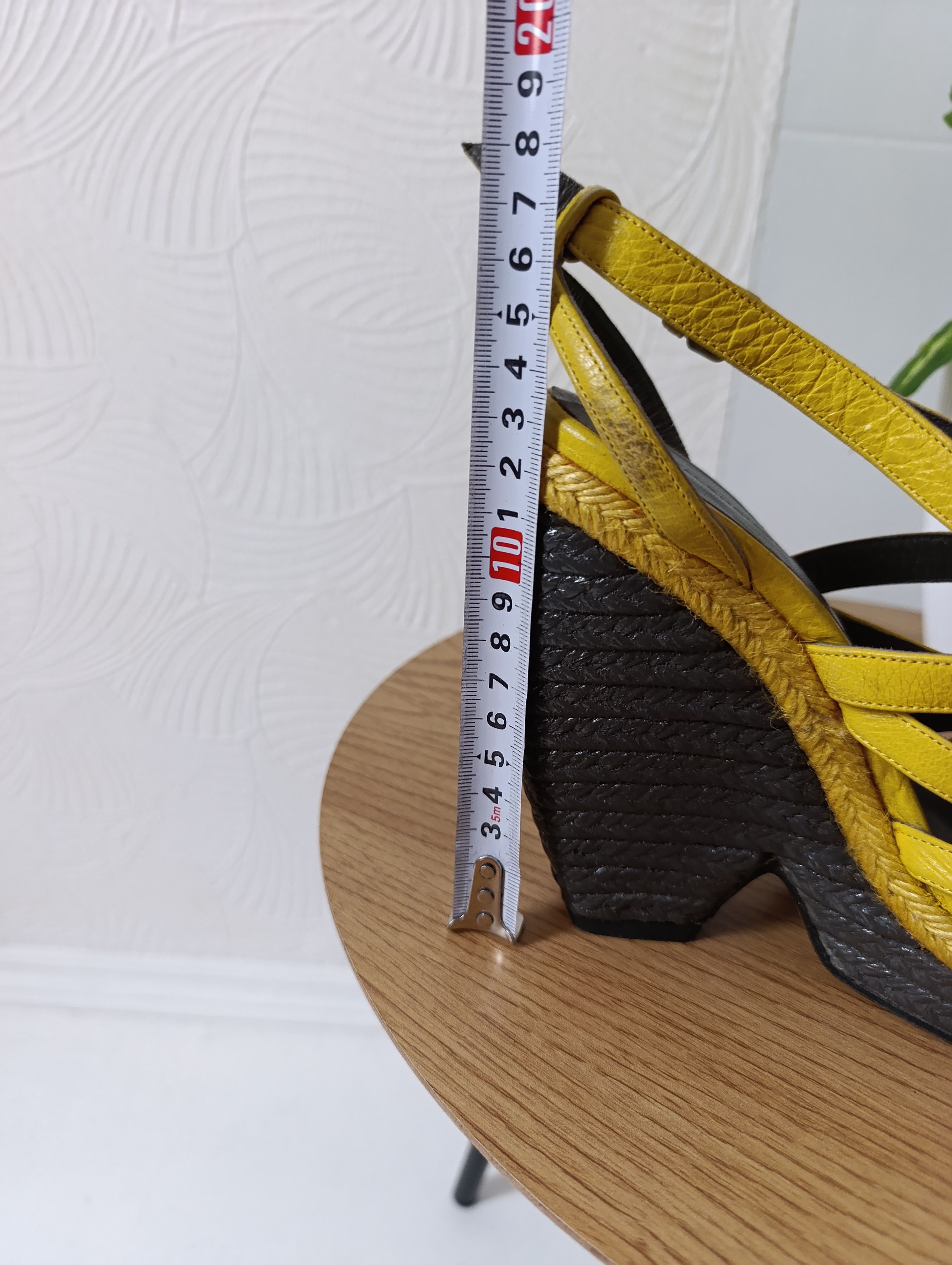 Balenciaga Balenciaga Yellow Leather Wedge Ankle Strap Sandals Size US 7 / IT 37 - 20 Thumbnail