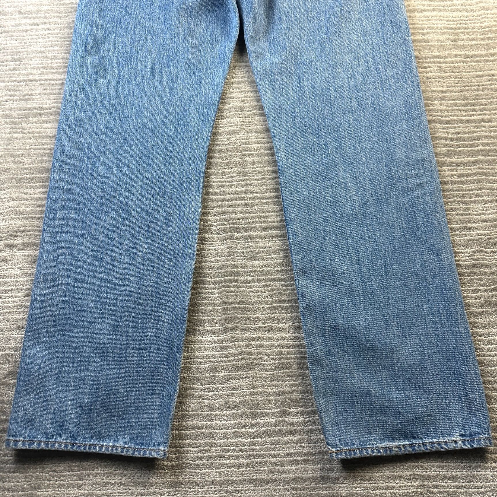 Levi's VINTAGE Levis 501 Jeans Mens 36x32 Blue Denim Pants Button Fly 90s Regular Mens Size US 36 / EU 52 - 5 Thumbnail