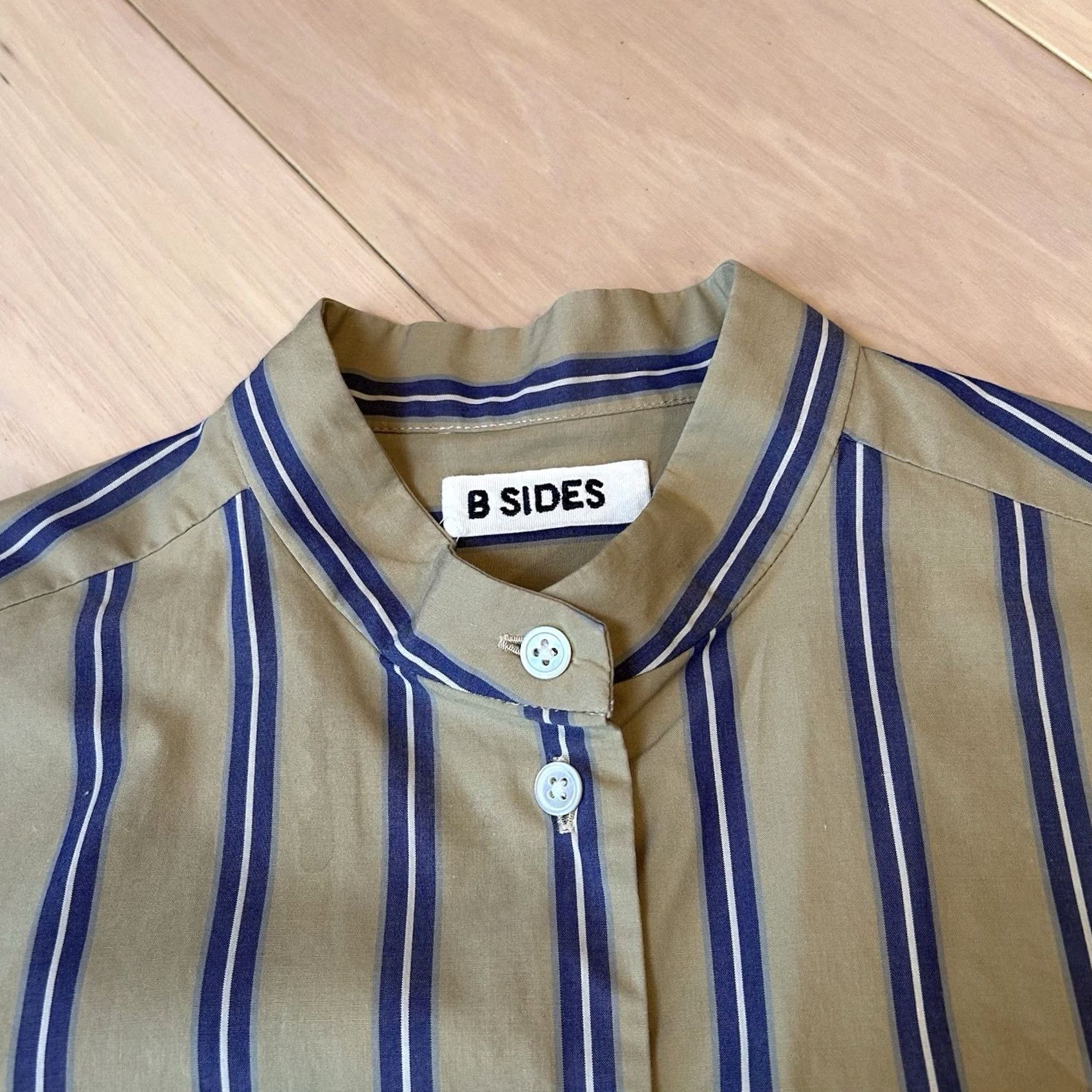 B Sides B Sides Striped Neutrals Tunic Mock Neck Button Up Top XS Women’s Tan Casual Sleeve Striped Pattern 100% Cotton Vintage? No Size XS / US 0-2 / IT 36-38 - 4 Thumbnail