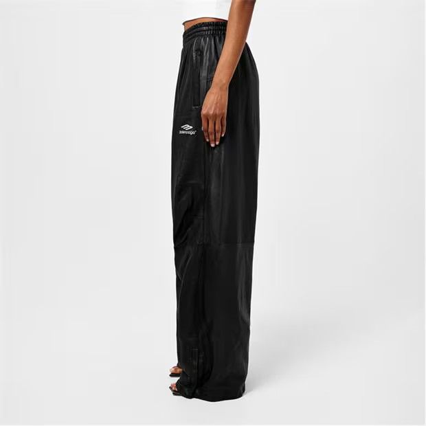 Balenciaga o1g2r1mq0924 Tracksuit Pants in Black Size 25" / US 0 / IT 36 - 4 Thumbnail