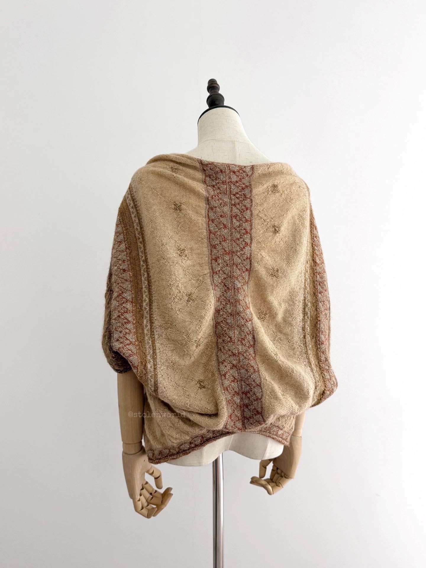 Kapital Kapital Alpaca Blend Ethnic Duster Carved Free Size Size M / US 6-8 / IT 42-44 - 4 Thumbnail