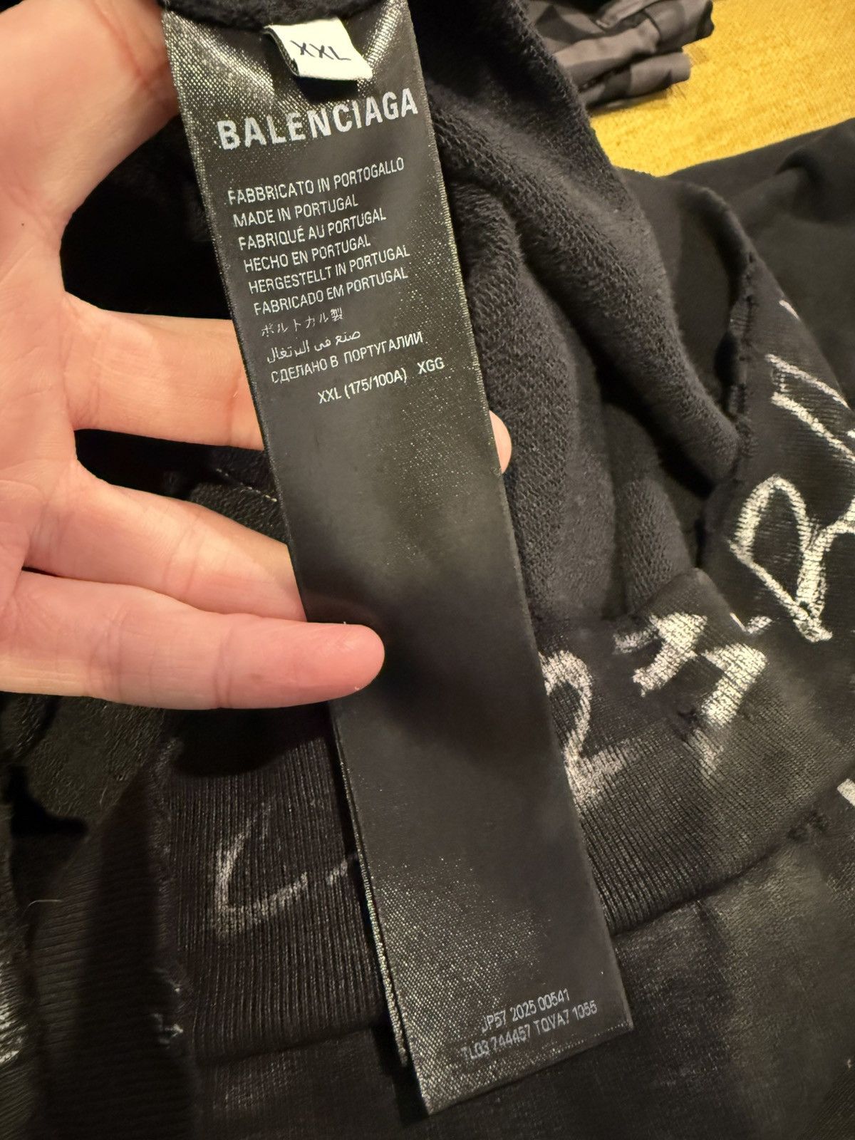 Balenciaga Balenciaga Black Skater Zip Up Hoodie Size US XXL / EU 58 / 5 - 7 Thumbnail