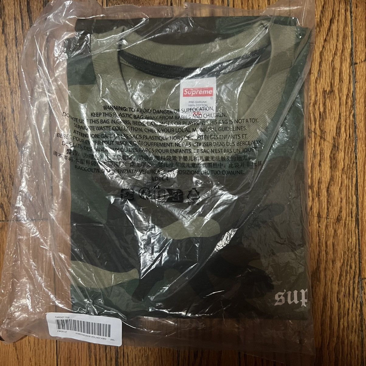 Supreme In Hand Supreme Target Tee Woodland Camo Size: XXL Size US XXL / EU 58 / 5 - 3 Thumbnail