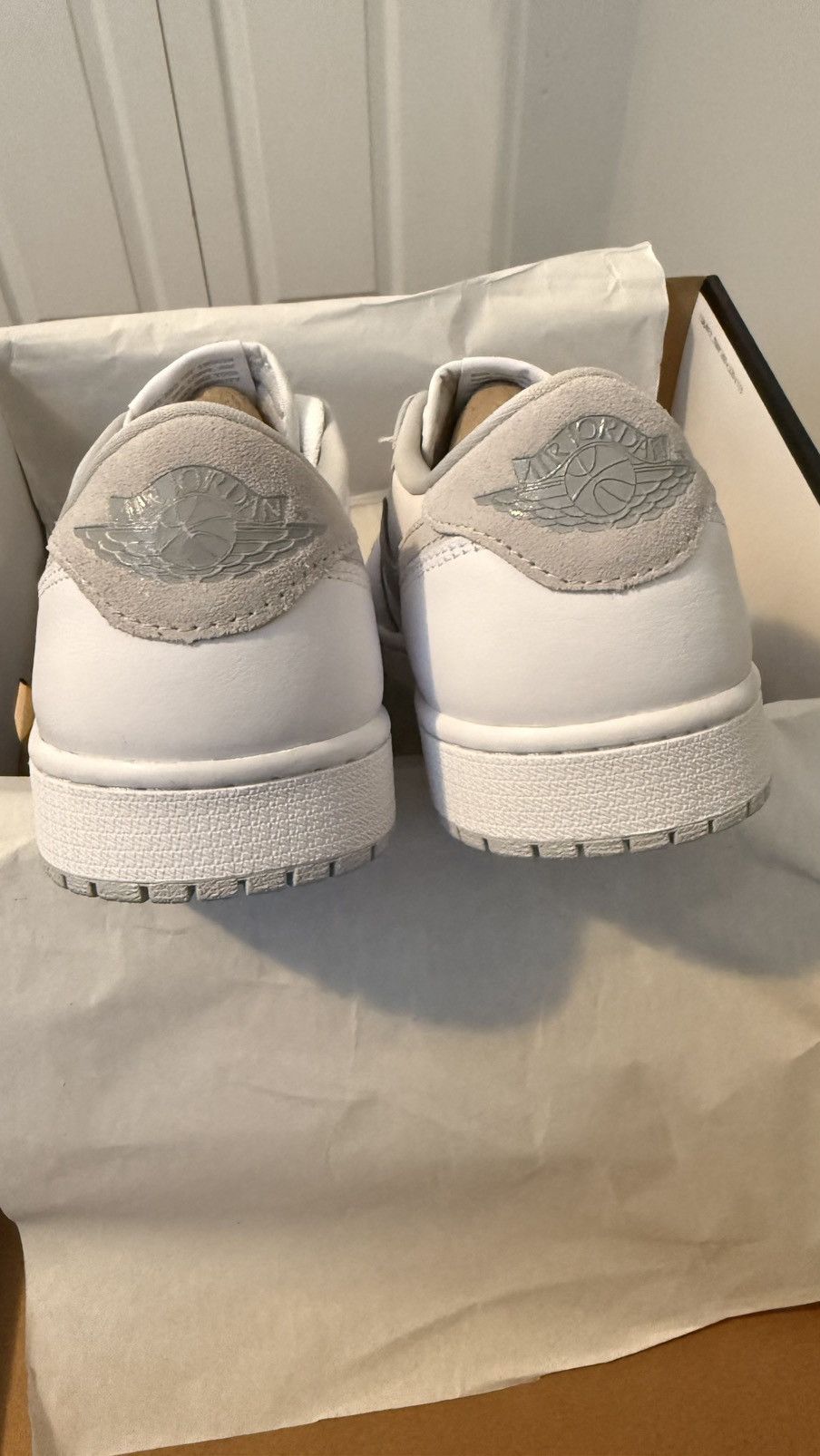 Nike Air Jordan 1 Low OG (Neutral Grey) Size US 9.5 / EU 42-43 - 3 Thumbnail