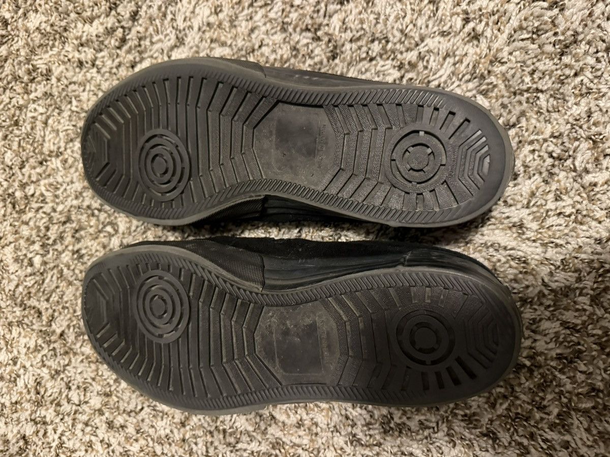 Number (N)ine Number (N)ine SS01 “Time Migration” Suede Skull Sneakers Size US 9.5 / EU 42-43 - 5 Thumbnail