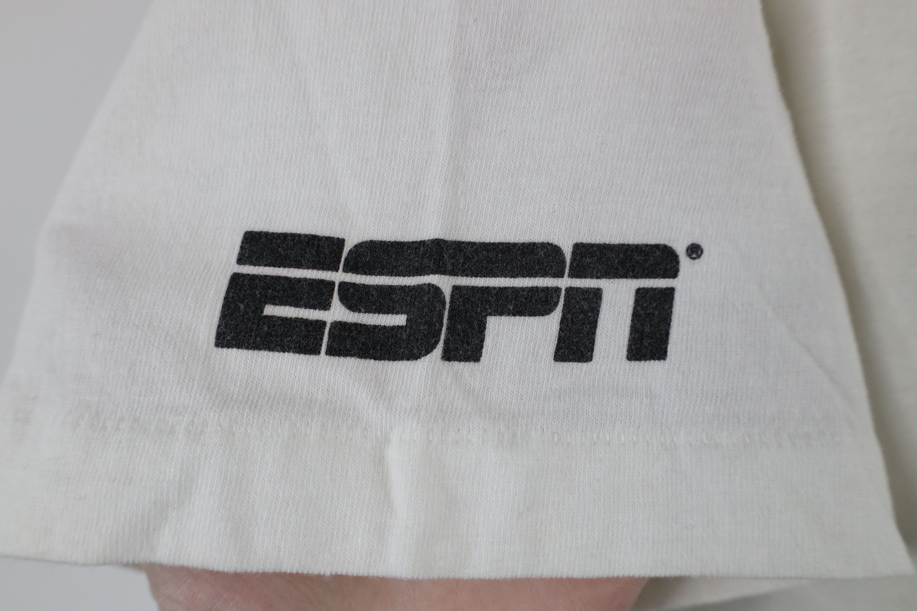Vintage Vintage 90s ESPN The Jimmy V Foundation T-Shirt White USA Size US L / EU 52-54 / 3 - 7 Thumbnail