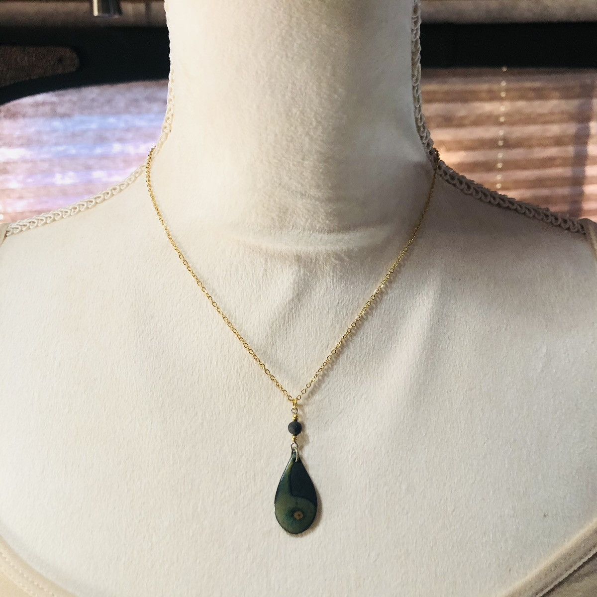 Handmade Handcrafted painted raindrop beaded pendant necklace Size ONE SIZE - 2 Thumbnail