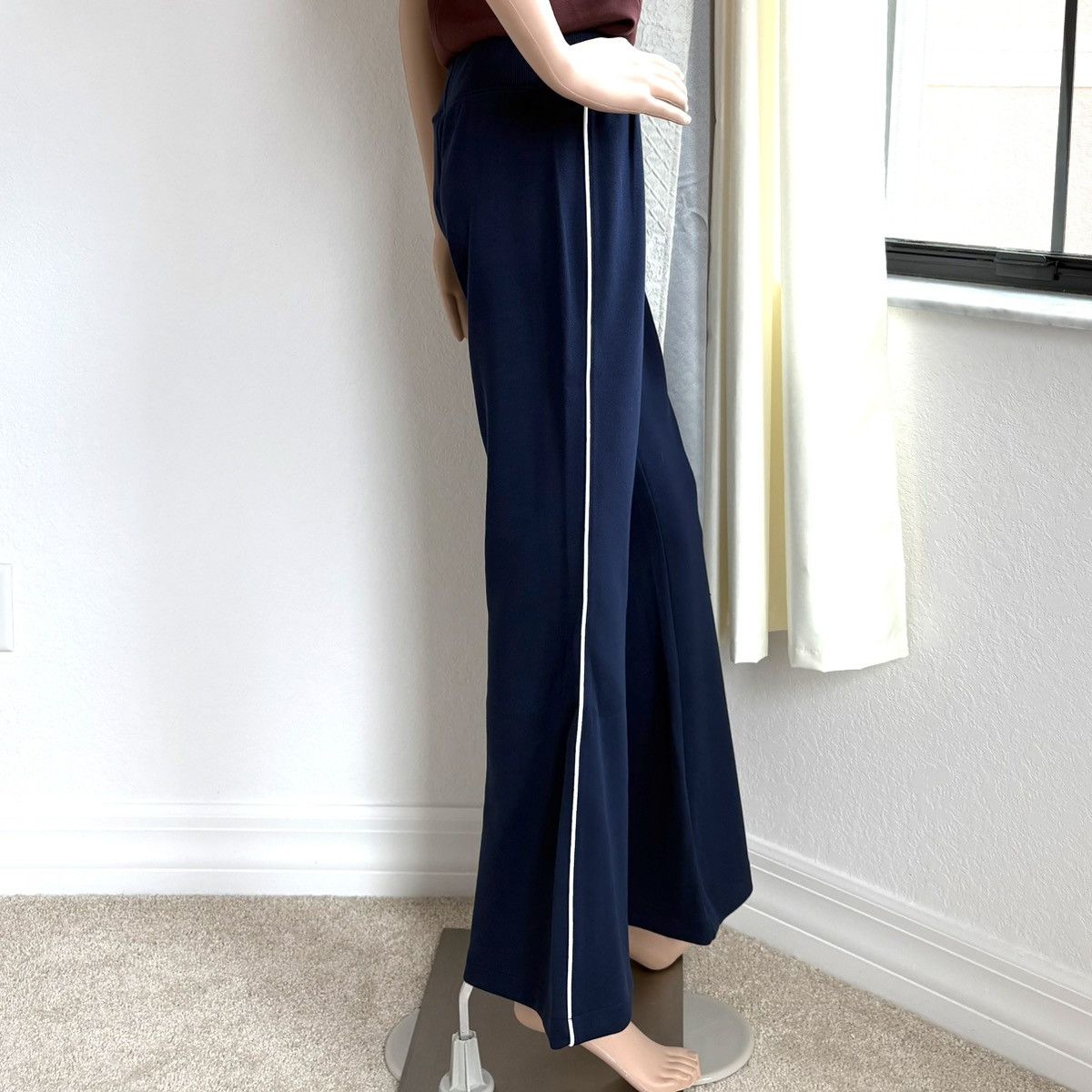 Spanx AirEssentials Piques Flare Pants Size 30" / US 8 / IT 44 - 2 Thumbnail