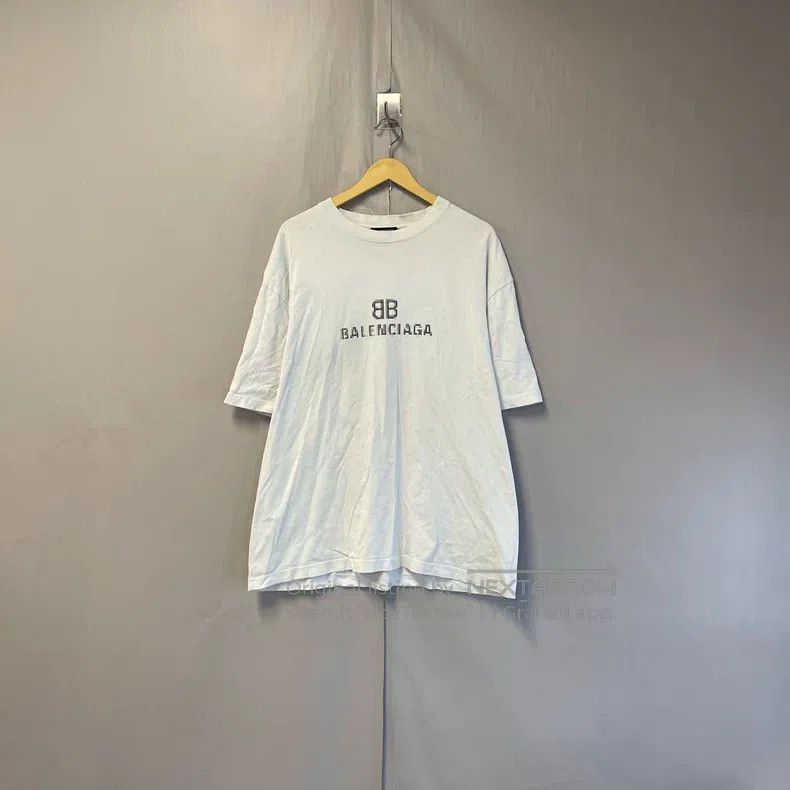 Balenciaga Balenciaga White Mosaic Logo Short Sleeve Size US M / EU 48-50 / 2 - 1 Thumbnail