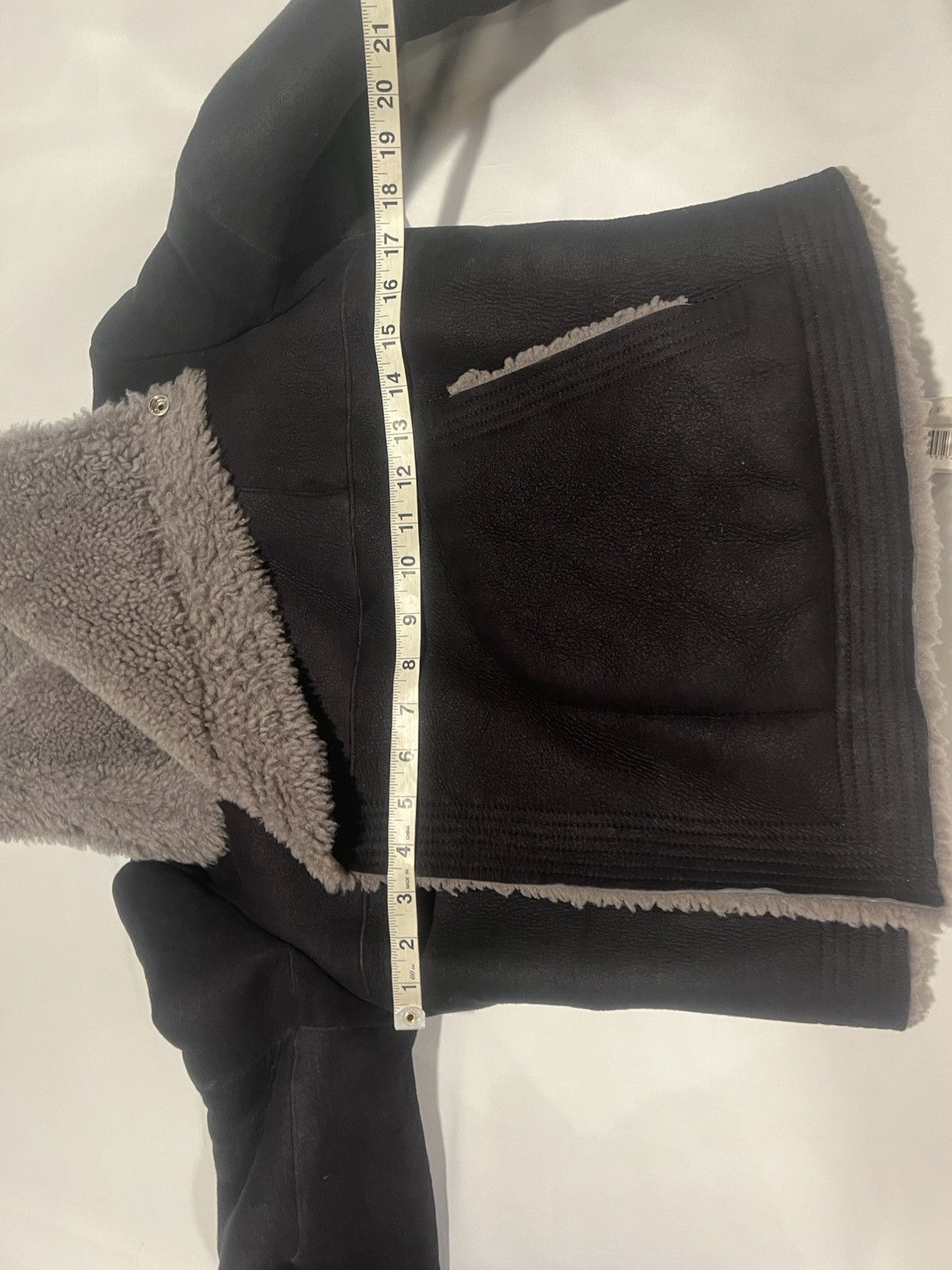 Rick Owens Rick Owens shearling coat. 44/S. $3890 Size US S / EU 44-46 / 1 - 9 Thumbnail
