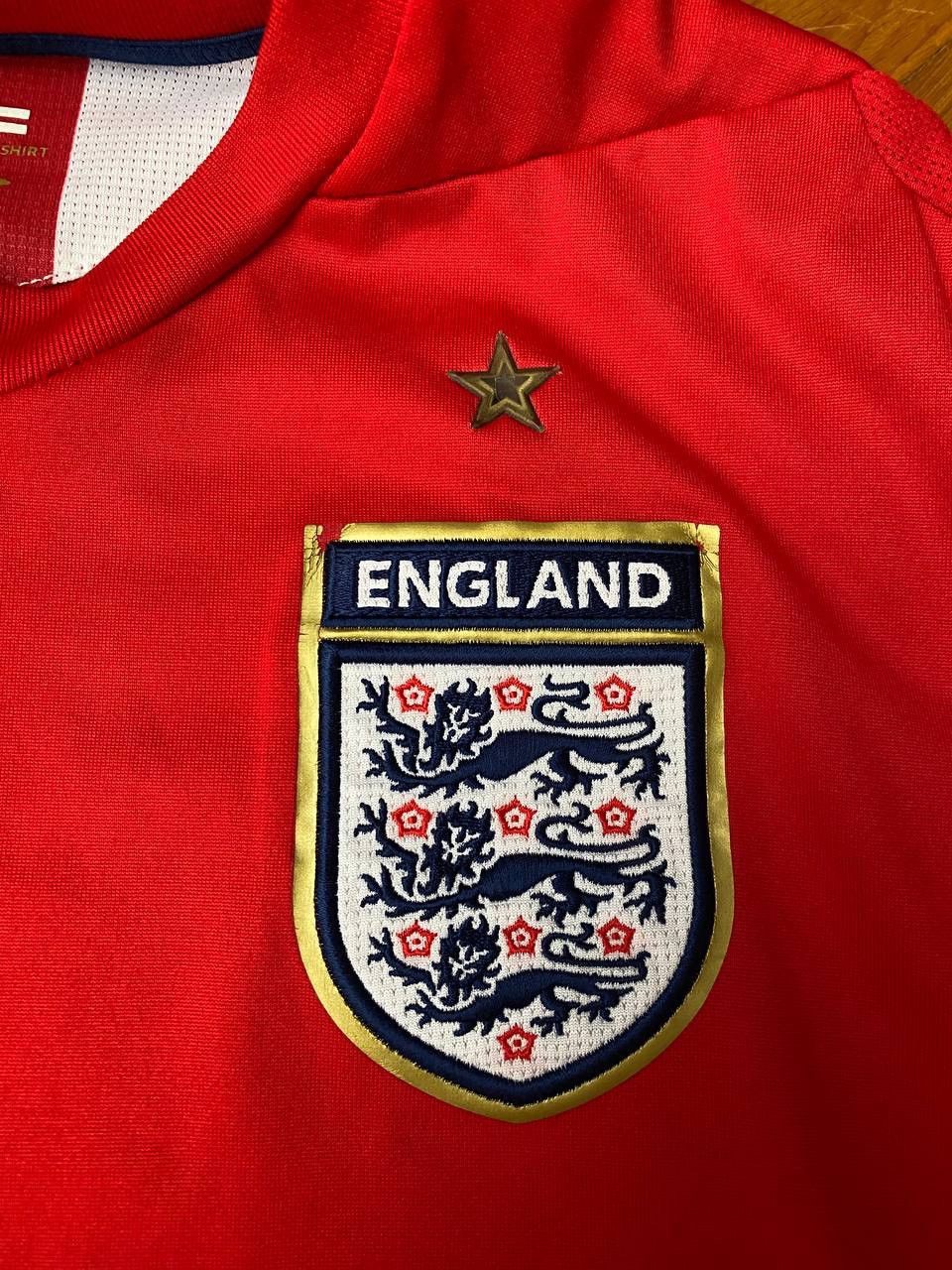 Umbro Umbro England national team soccer jersey Size US L / EU 52-54 / 3 - 3 Thumbnail