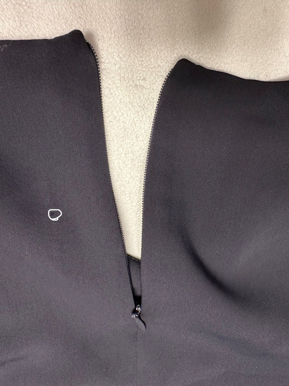 Giorgio Armani Giorgio Armani Parfums Uniform 3/4 Sleeve Blouse-Size 40 Size M / US 6-8 / IT 42-44 - 10 Thumbnail