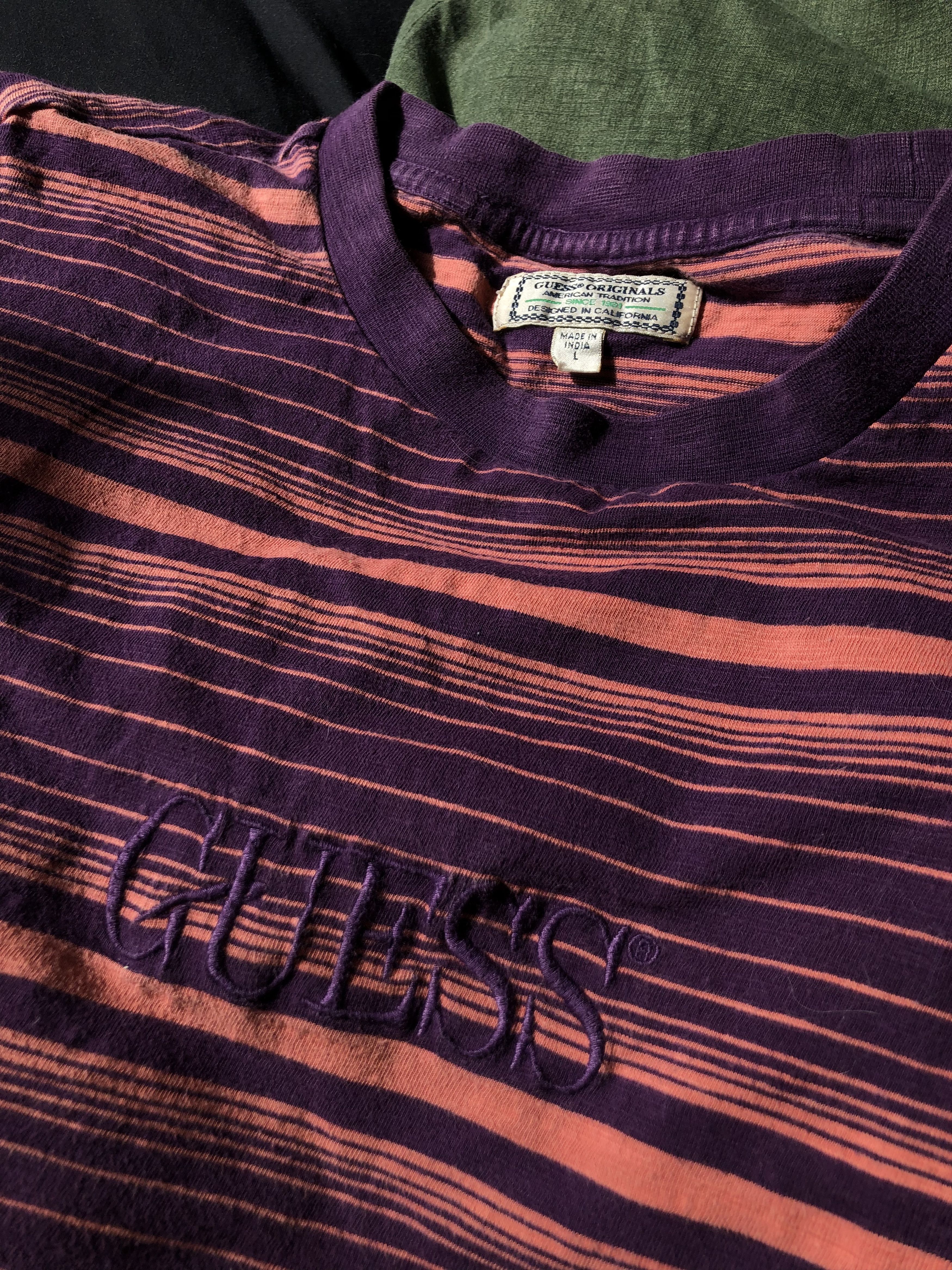 Guess Vintage GUESS Purple Peach Spell Out Streetwear 90s t-shirt Size US XL / EU 56 / 4 - 4 Thumbnail