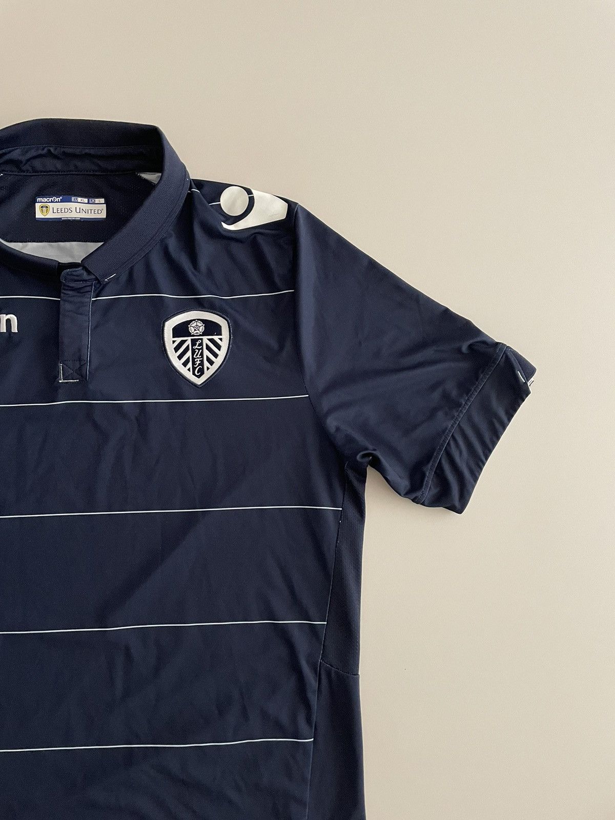 Macron Leeds United FC 2014-15 Away Jersey Size US XL / EU 56 / 4 - 4 Thumbnail