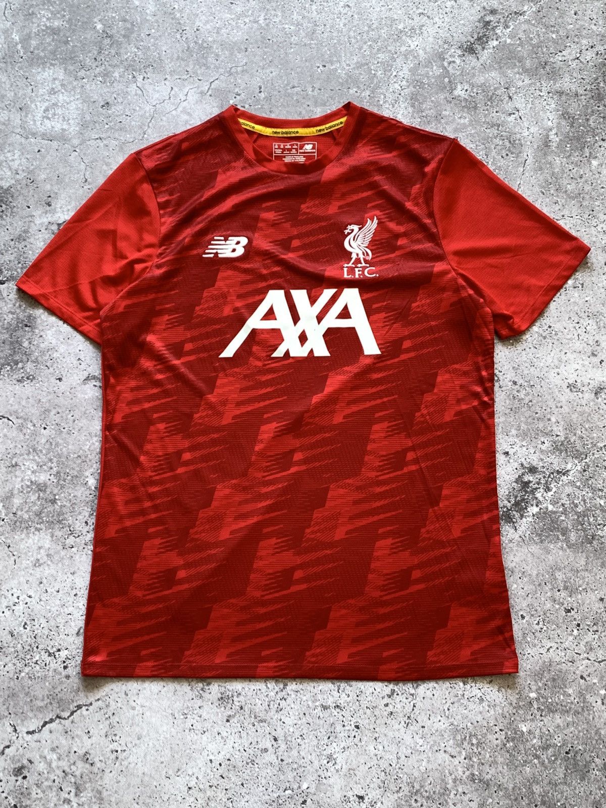 New Balance 🔥NEW BALANCE LIVERPOOL TRAINING SOCCER FOOTBALL JERSEY Size US M / EU 48-50 / 2 - 2 Thumbnail