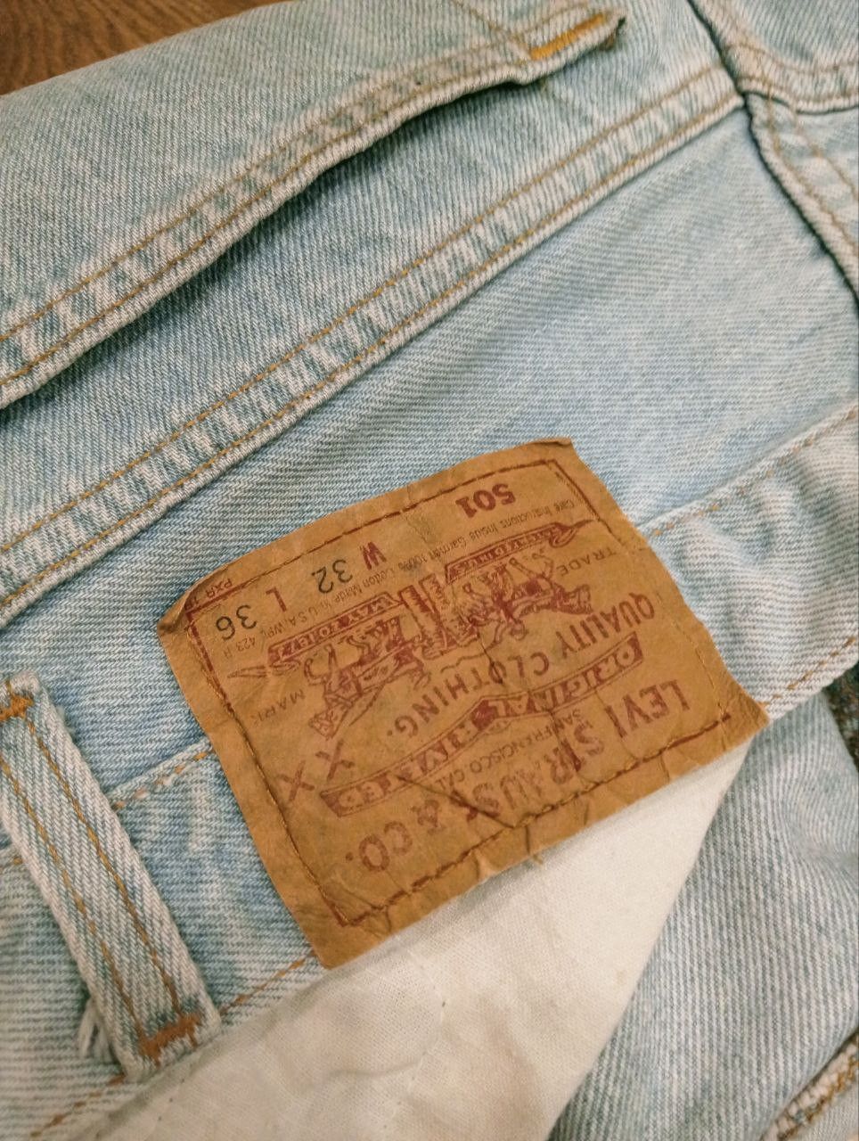 Levi's Vintage Clothing LEVIS VINTAGE CLOTHING 501 BLEACH JEANS Size US 32 / EU 48 - 10 Thumbnail