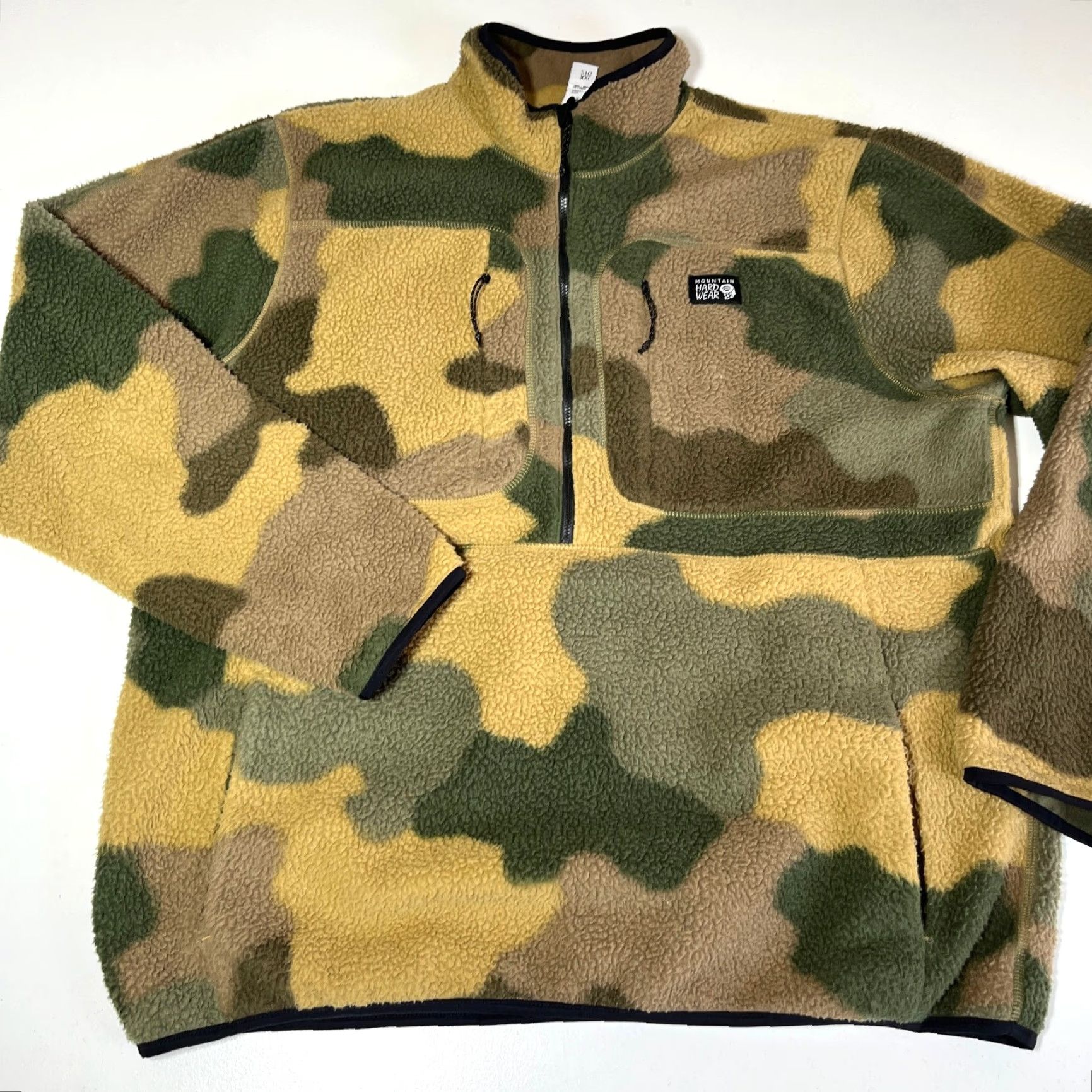 Mountain Hardwear Men’s Mountain Hardwear HiCamp 1/2 Zip Fleece Pullover Camouflage Print Sz 2XL Jacket Mens Size US XXL / EU 58 / 5 - 5 Thumbnail