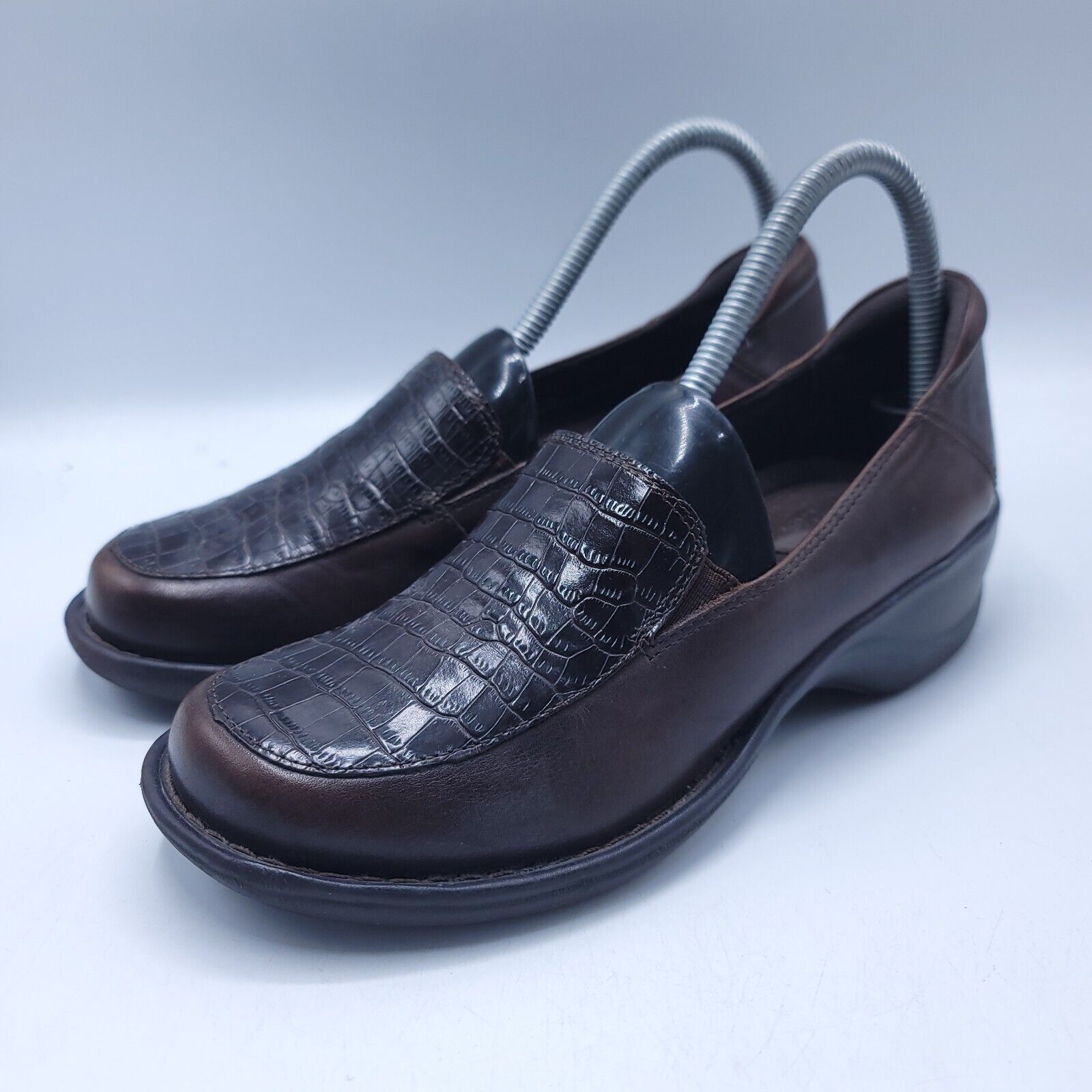 Clarks Clarks Artisan Leather Loafer Flat Womens Size 7 66497 Brown Size US 7 / IT 37 - 1 Thumbnail