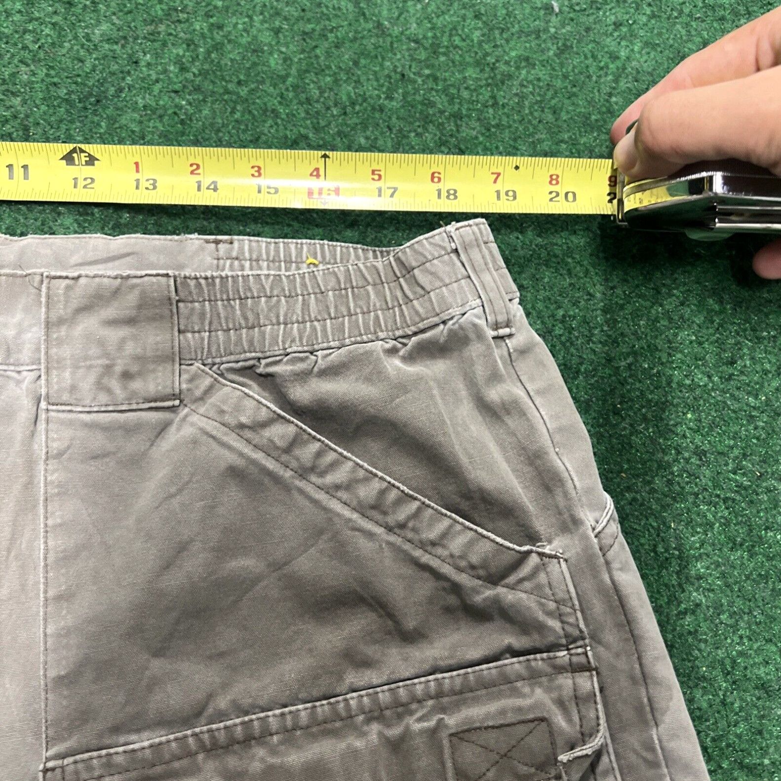 Vintage Cabela's Cargo Shorts Men's 38 Brown Multi-Pocket 100% Cotton 7" Inseam Size US 38 / EU 54 - 6 Thumbnail