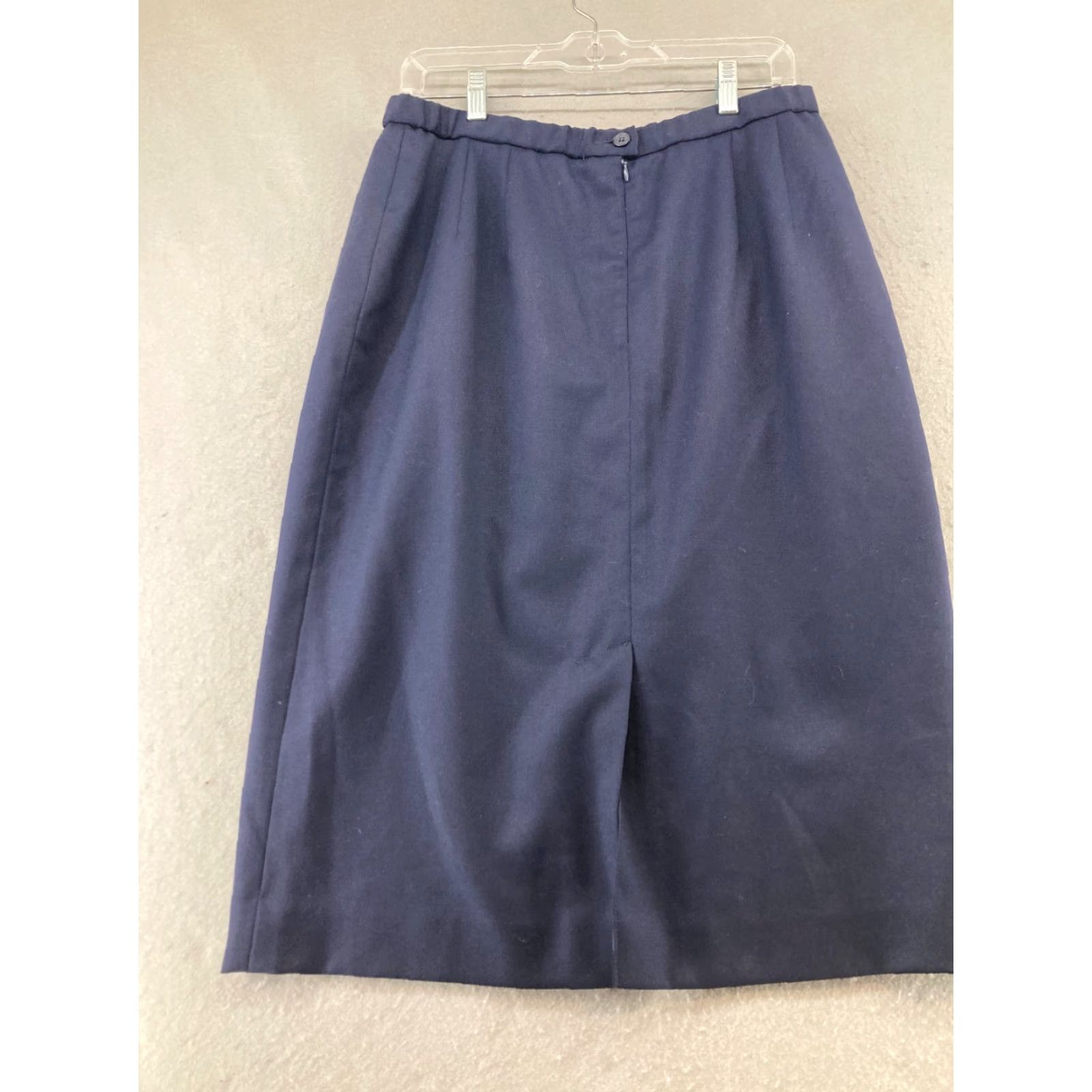 Pendleton VINTAGE Pendleton Skirt Women Long 14 Blue Wool Pencil 100% Virgin Wool Solid Pattern Pockets Lined Rise Mid Button 80s 90s Theme Womens Size 36" / US 14 / IT 50 - 5 Thumbnail