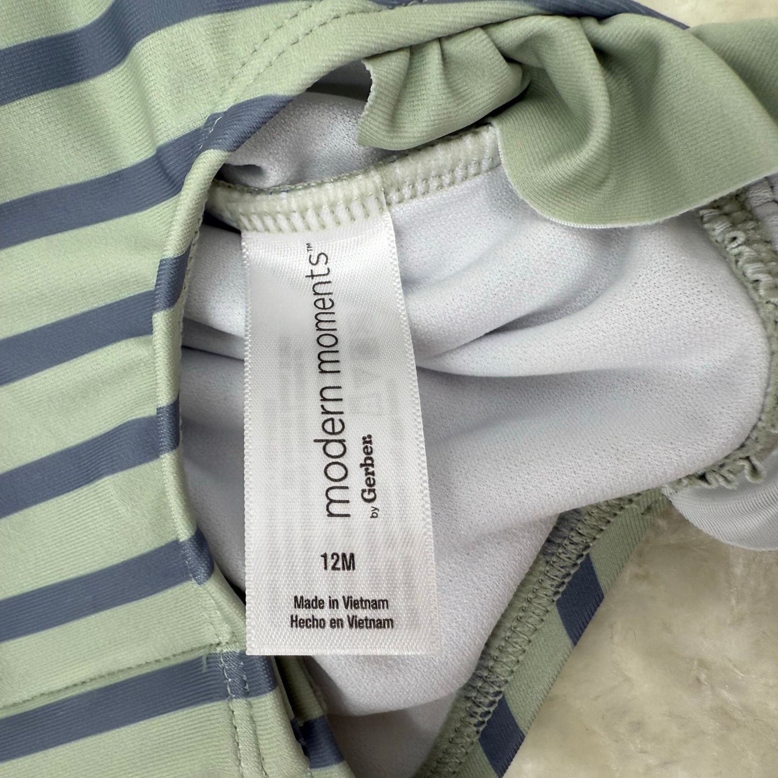 Other NWT Gerber Modern Moments Baby Girl Long Sleeve Swimsuit 12M Size ONE SIZE - 4 Thumbnail