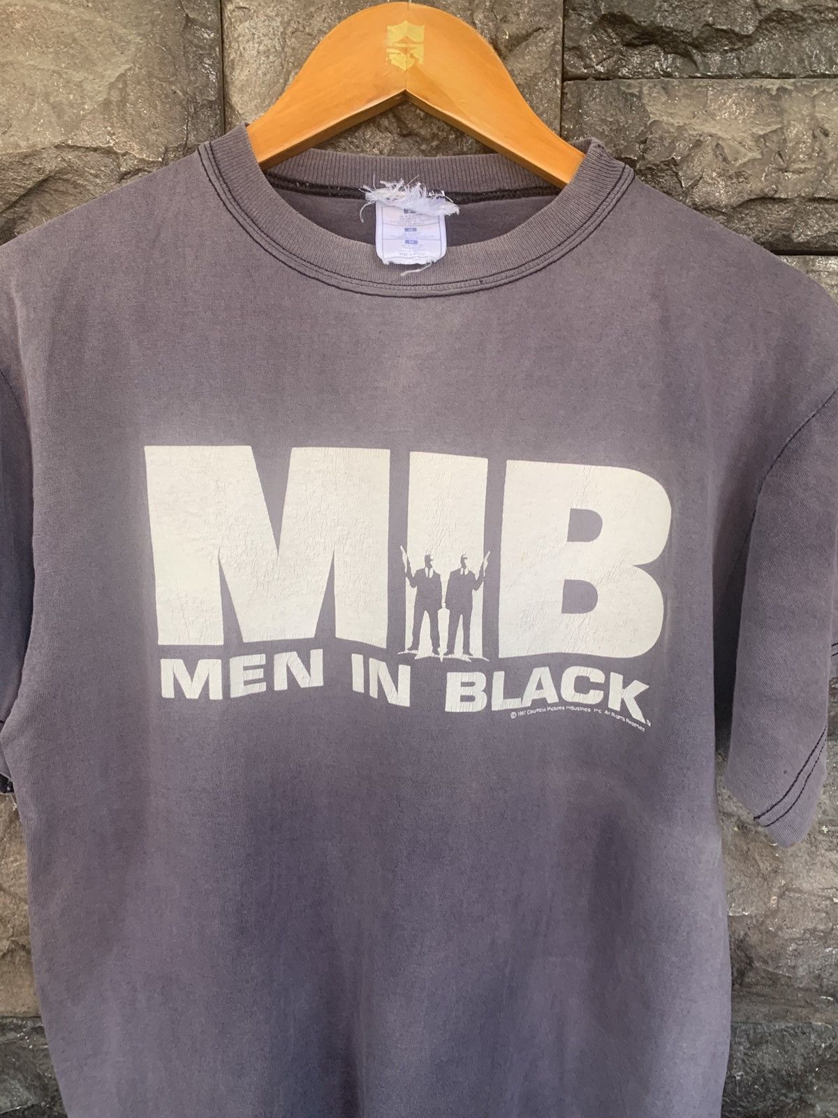 Vintage × Willi Smith Vintage 90s MIB Men In Black Movie T shirt Size US M / EU 48-50 / 2 - 2 Thumbnail