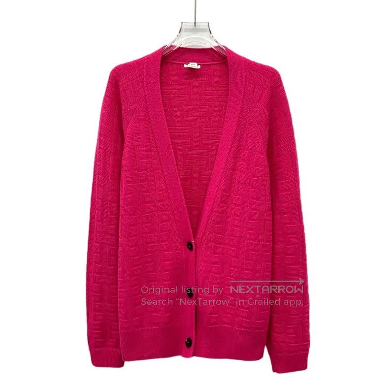 Hermes Hermes Fuchsia V-Neck Wool Knit Long Sleeve Jacket Size XS / US 0-2 / IT 36-38 - 1 Thumbnail