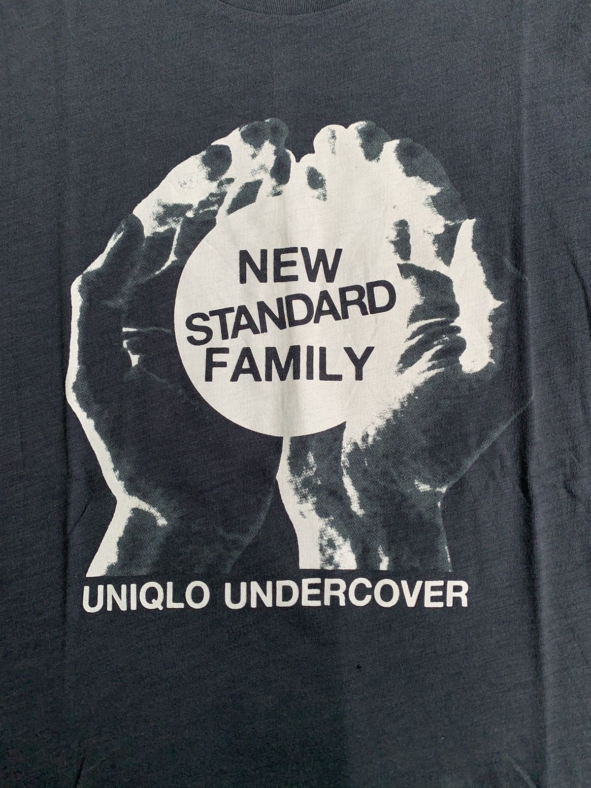 Japanese Brand × Undercover × Uniqlo RARE UNDERCOVER X UNIQLO TSHIRT NEW STANDARD FAMILY Size US L / EU 52-54 / 3 - 5 Thumbnail