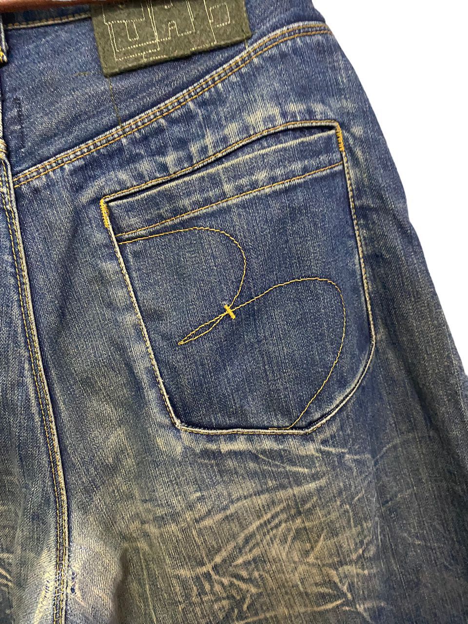 BAL 💥BEST OFFER💥VINTAGE BAL DENIM BUDDY DISTRESSED DENIM Size US 32 / EU 48 - 3 Thumbnail