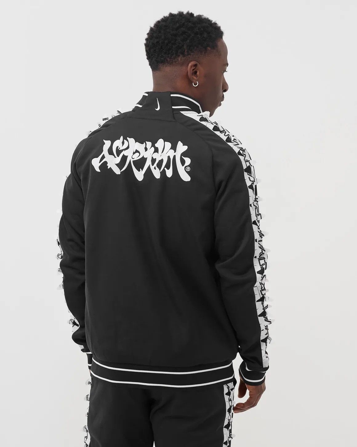 Acronym x nike popular jacket xl