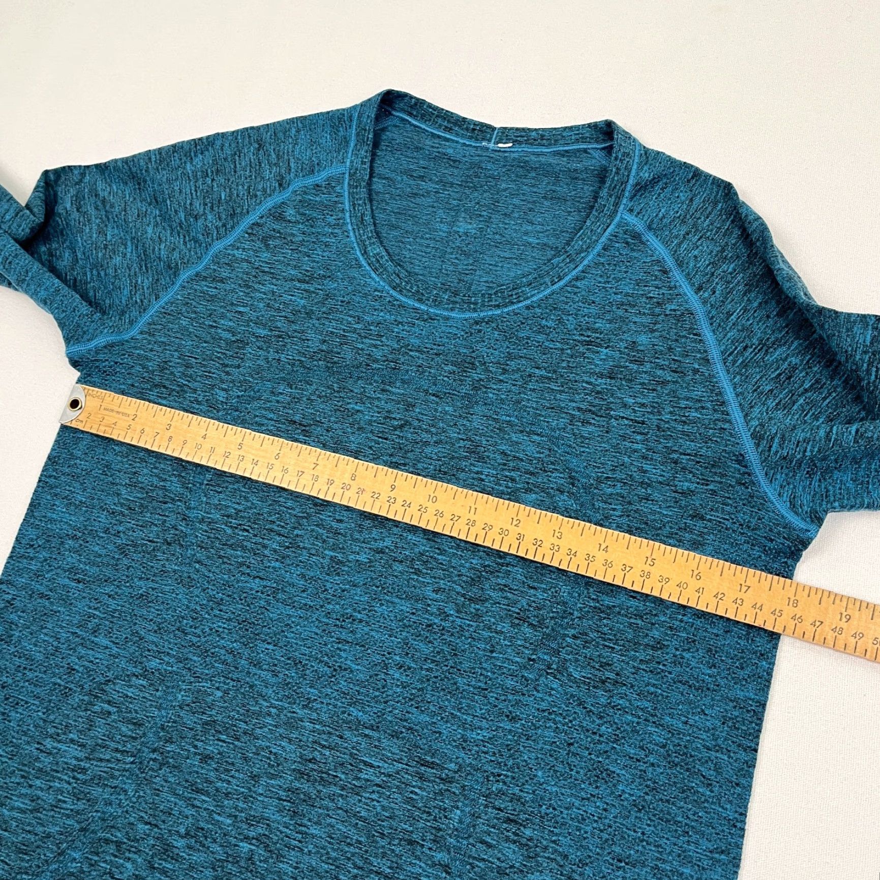 Lululemon Lululemon Swiftly Tech Shirt Size 12 Heathered Blue Long Sleeve Gym Yoga Workout Ladies Womens Athletic Casual Blue Size XL / US 12-14 / IT 48-50 - 6 Thumbnail