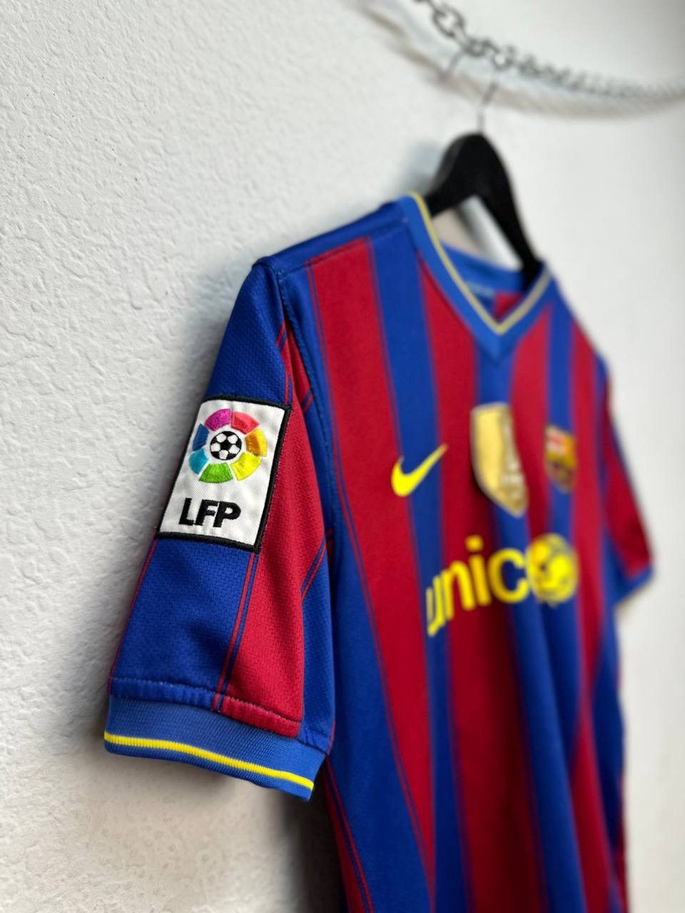 Nike FC Barcelona 2009–10 Home Jersey Piqué #3 Nike Era Champion Size US S / EU 44-46 / 1 - 4 Thumbnail