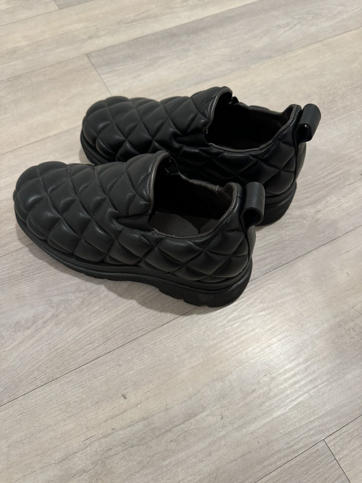 Bottega Veneta Bottega Veneta Quilted Slip-On Shoes Size US 11 / EU 44 - 10 Thumbnail