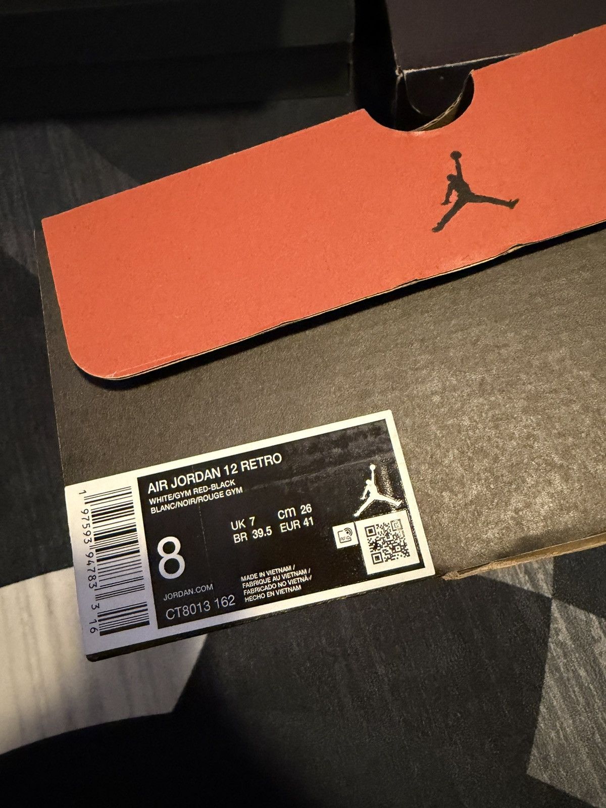 Jordan Brand Jordan 12 size 8 mens Size US 8 / EU 41 - 7 Thumbnail
